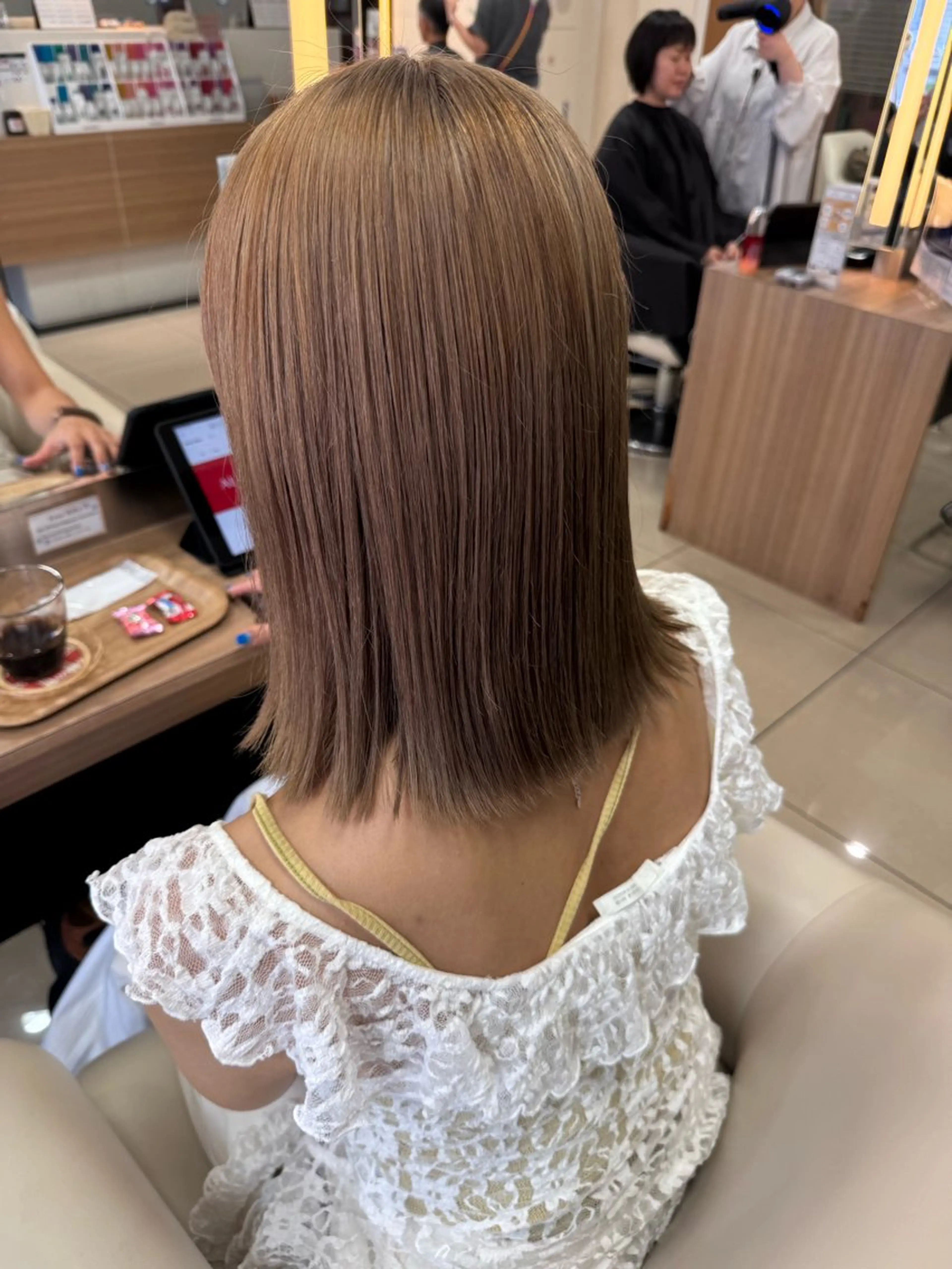 ミディアム ダブルカラーベージュ カラー/tuburaのヘアスタイル