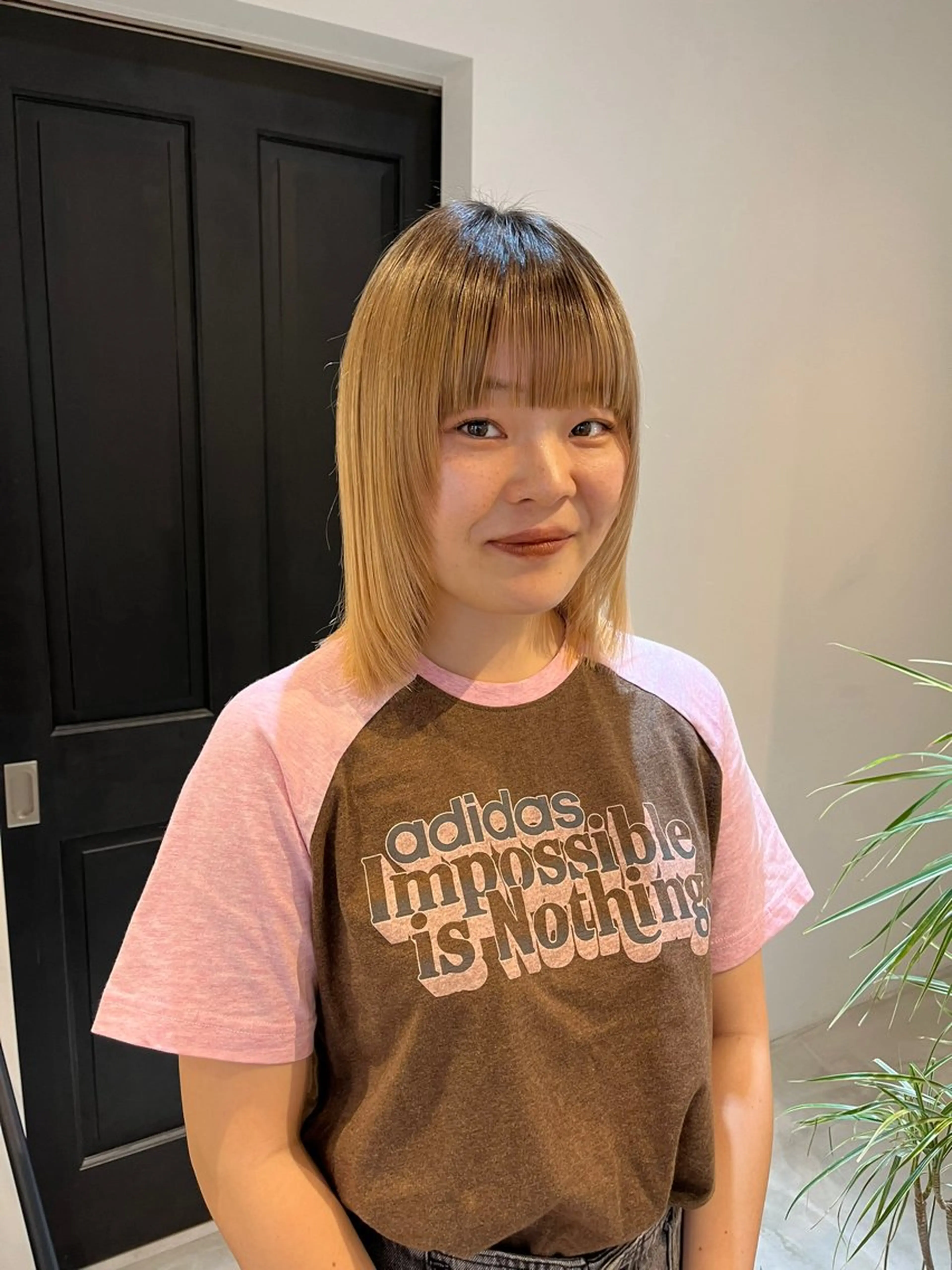 ミディアム 顔まわりレイヤー レイヤーカット ALLYS 渋谷店所属・最高級の艶のある カラーmei🎨のヘアスタイル