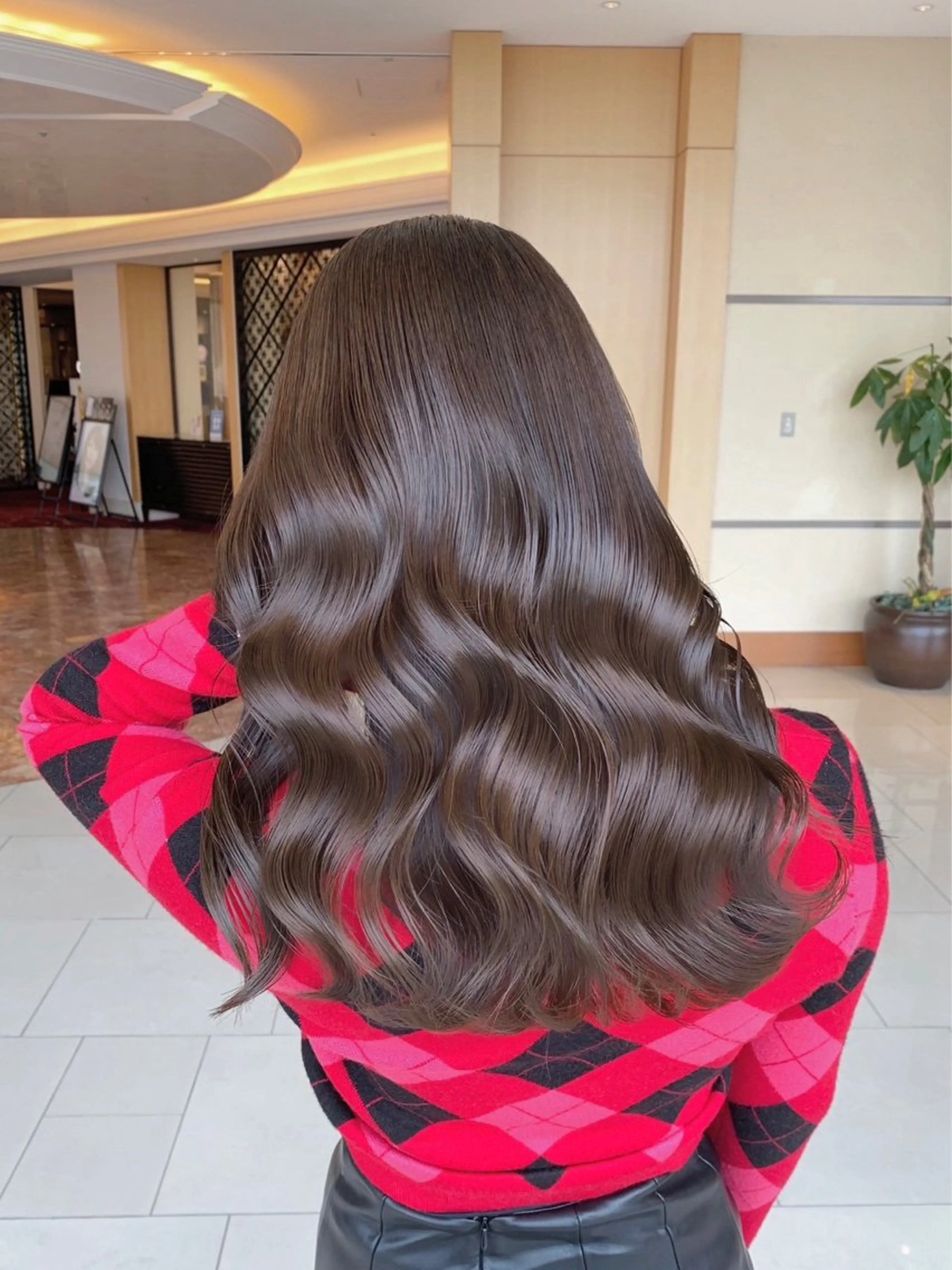 カラー 柏木 愛花のヘアスタイル