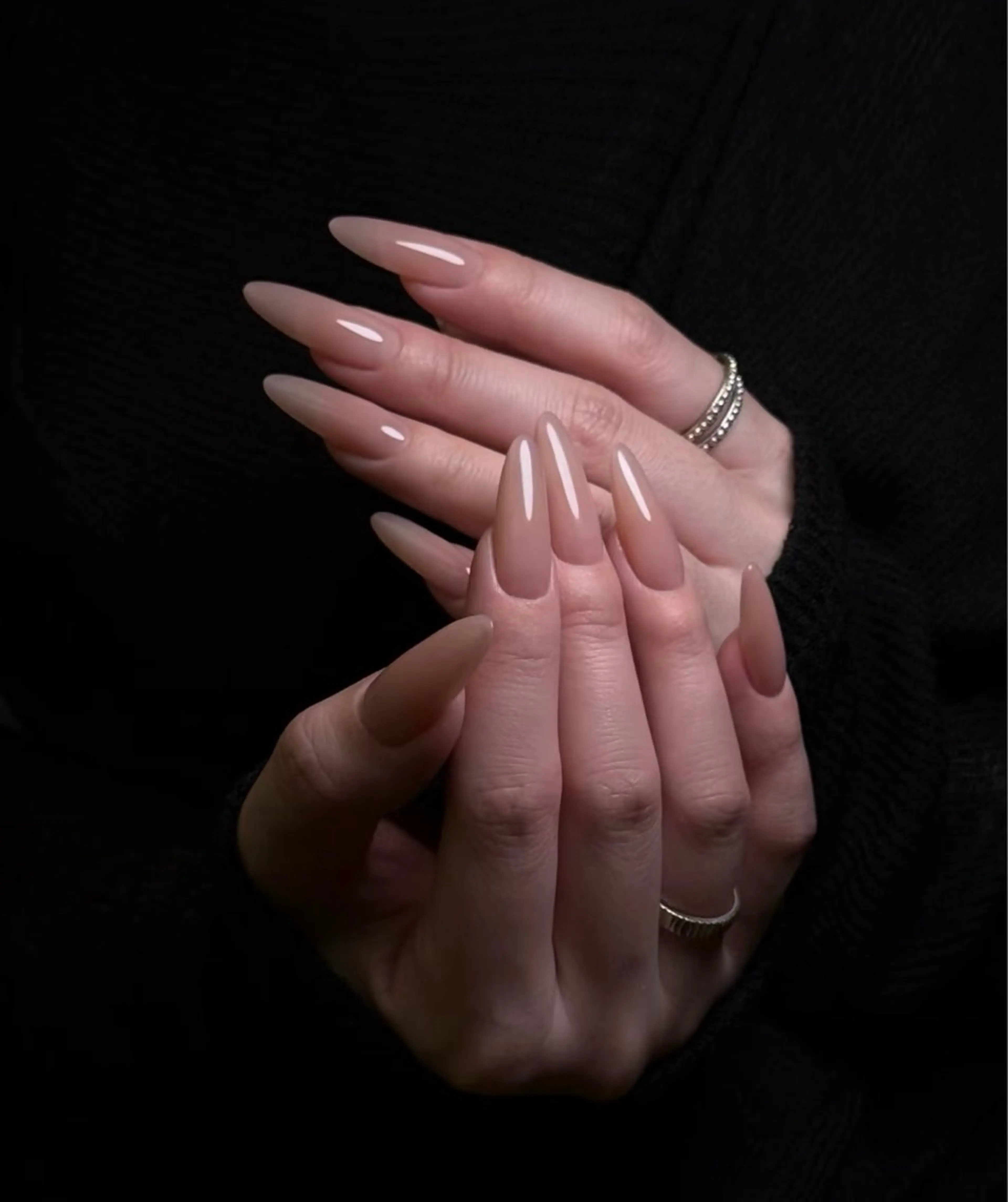 ネイル ハンドネイル ハンドケア U +のネイルデザイン