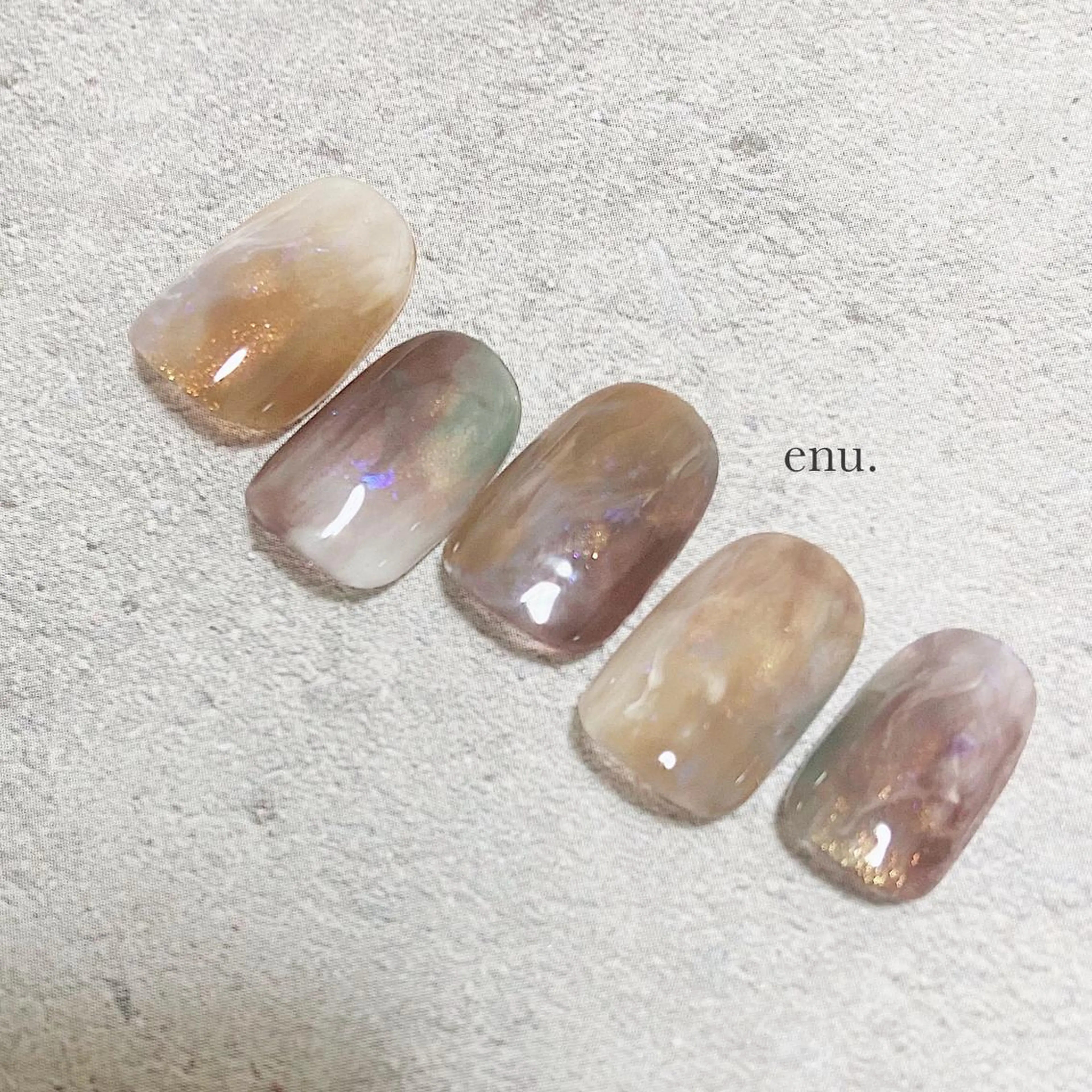 ネイル ハンドネイル enu. nanakoのネイルデザイン