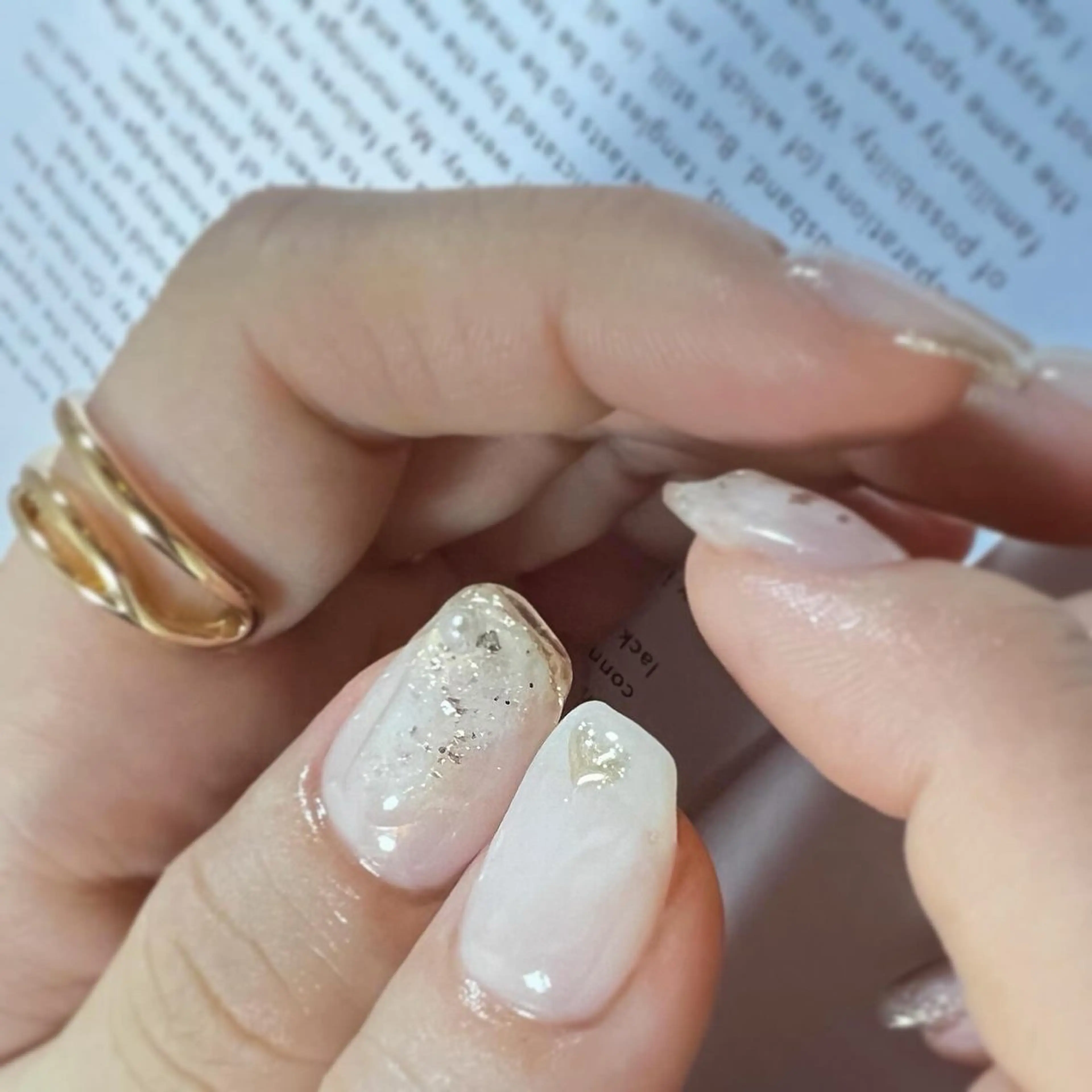 ネイル オーロラネイル フレンチネイル ハート ミラーネイル ニュアンスネイル ハンドネイル pointillé .ayaのネイルデザイン