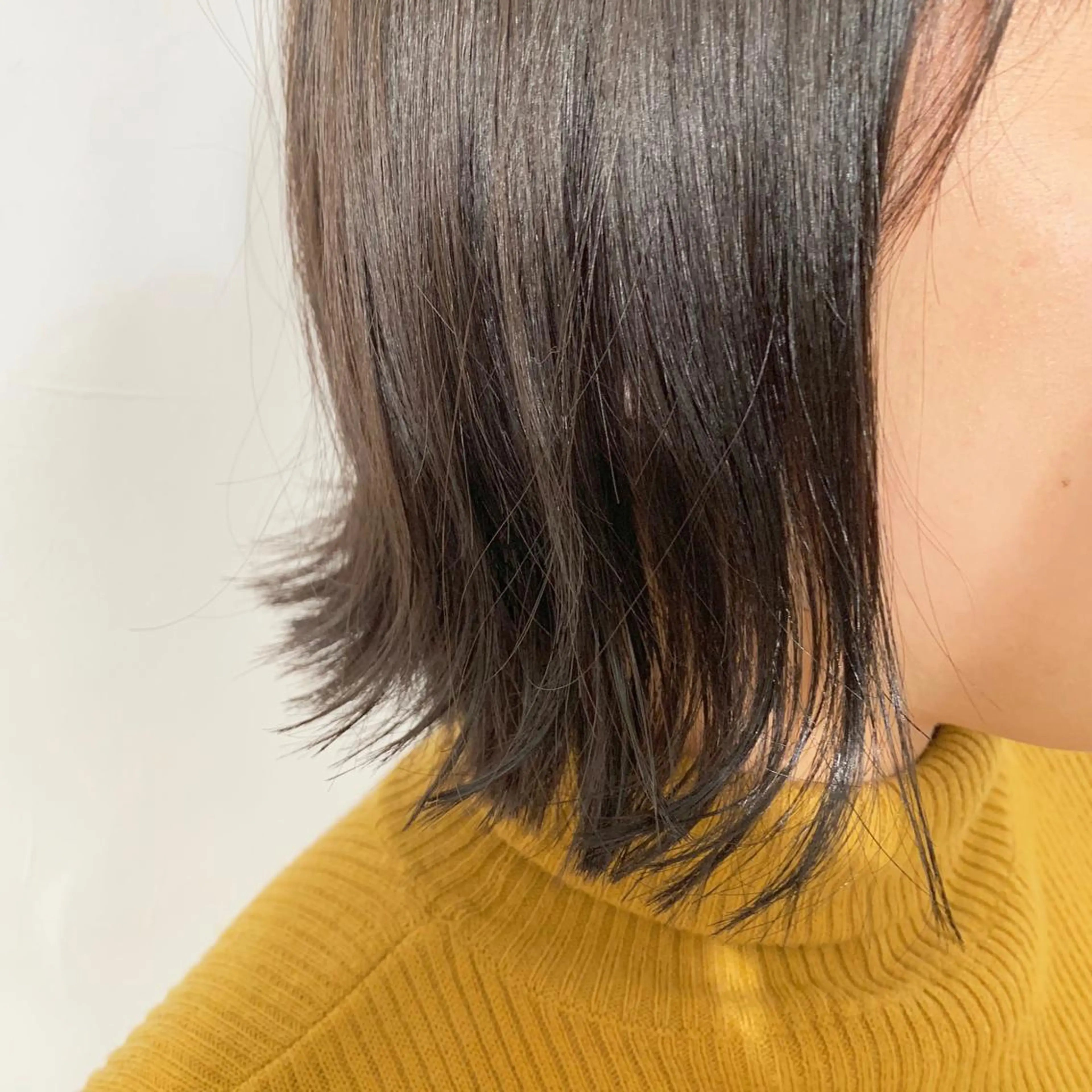 ミディアム カラー カット ヘアカラー トリートメント 加藤 綾華のヘアスタイル