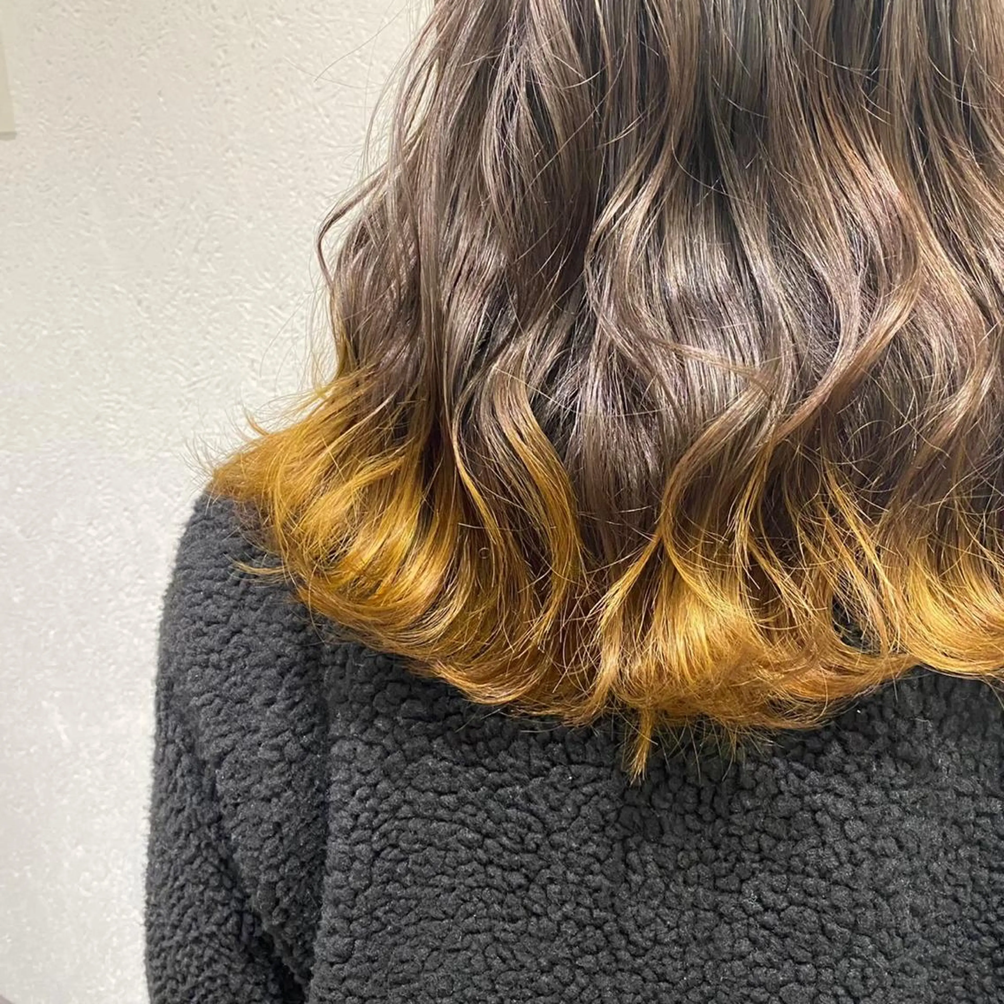 ミディアム 亀川蓮 Agu hairのヘアスタイル