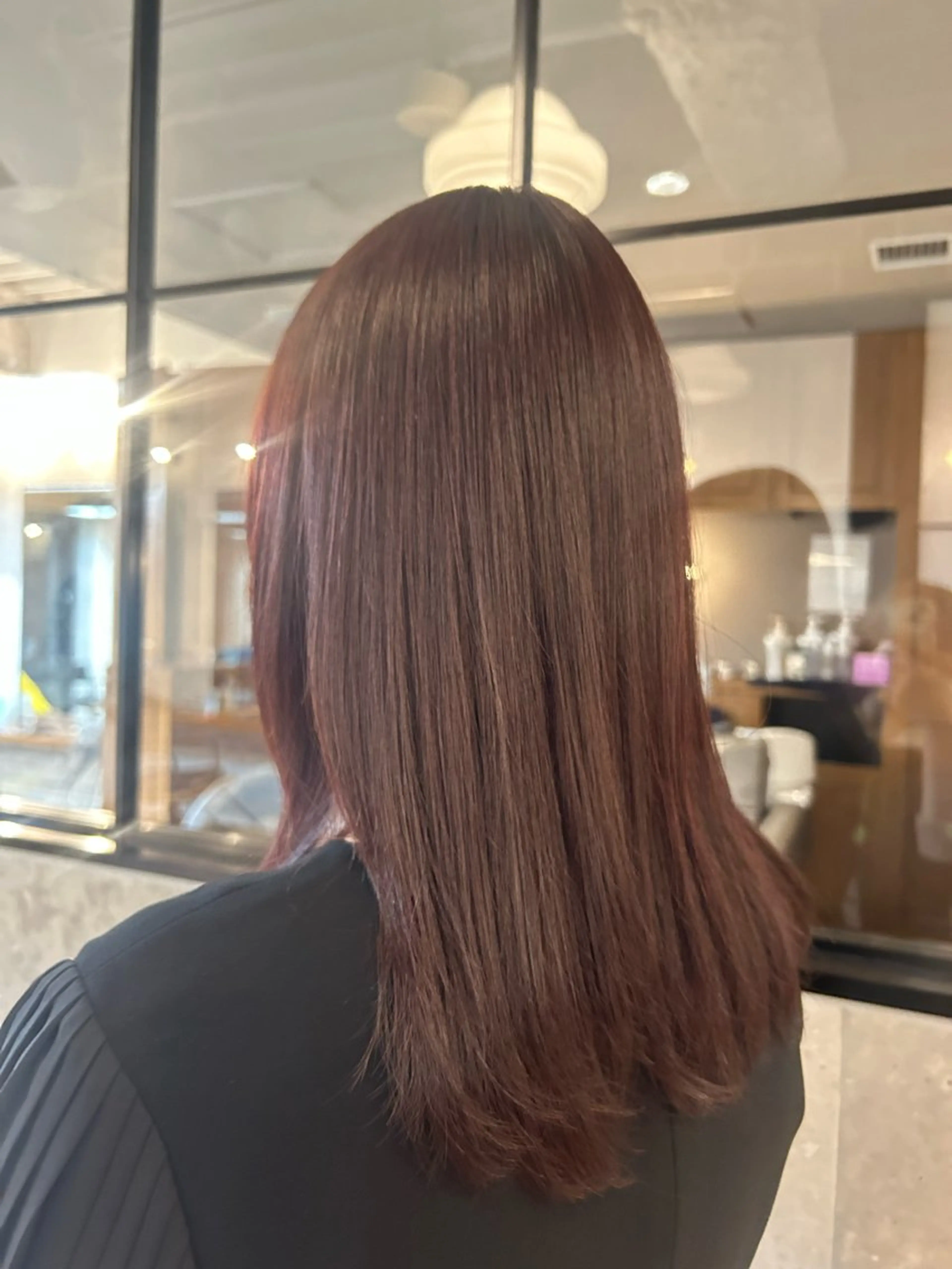 セミロング カラー レッドカラー 💖カット無料💖 まな🫧のヘアスタイル