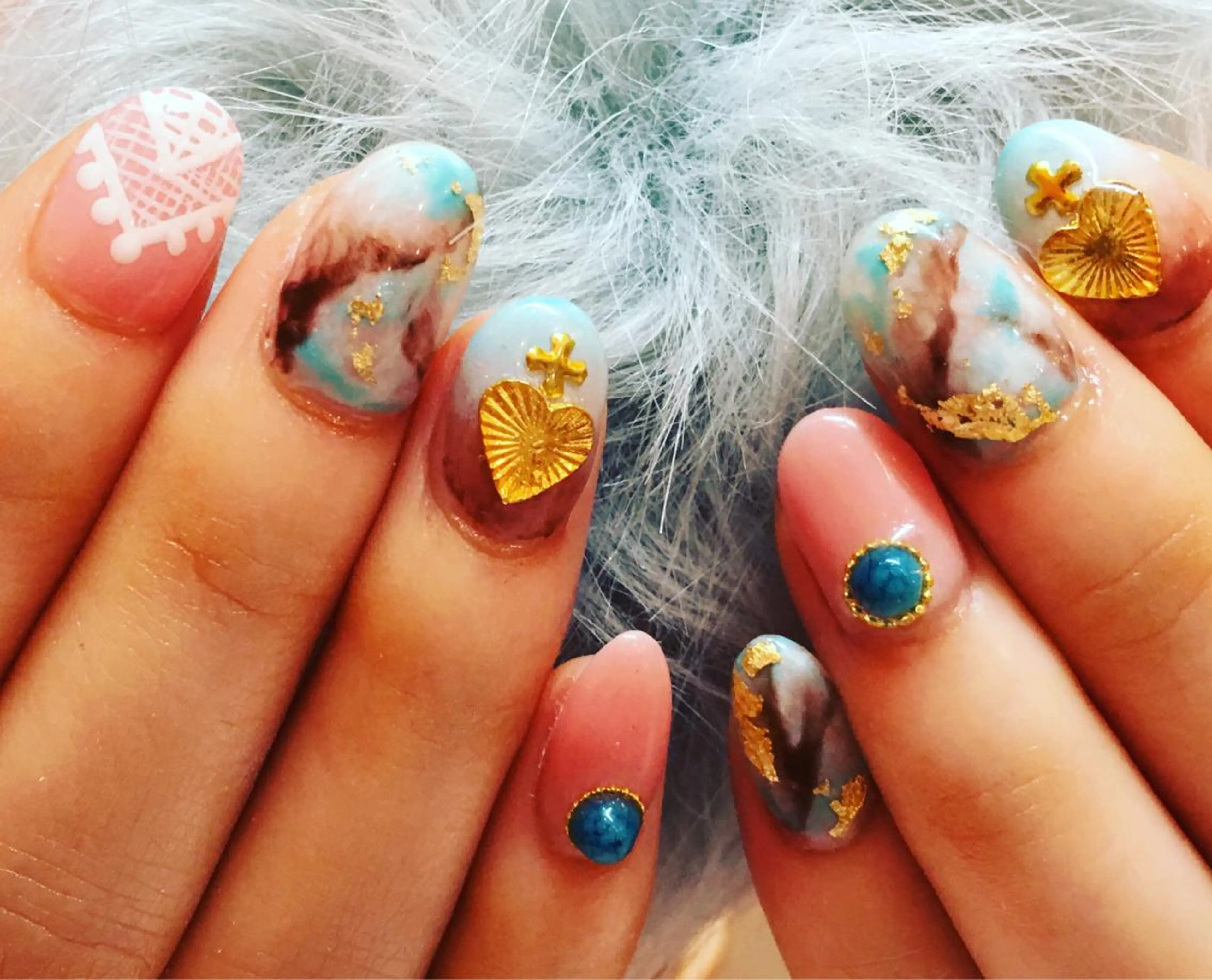 ミディアム カラー ネイル アートネイル ジェルネイル ラメ(グリッター) スカルプネイル ストーンネイル NAILSGOGO shibuyaのネイルデザイン