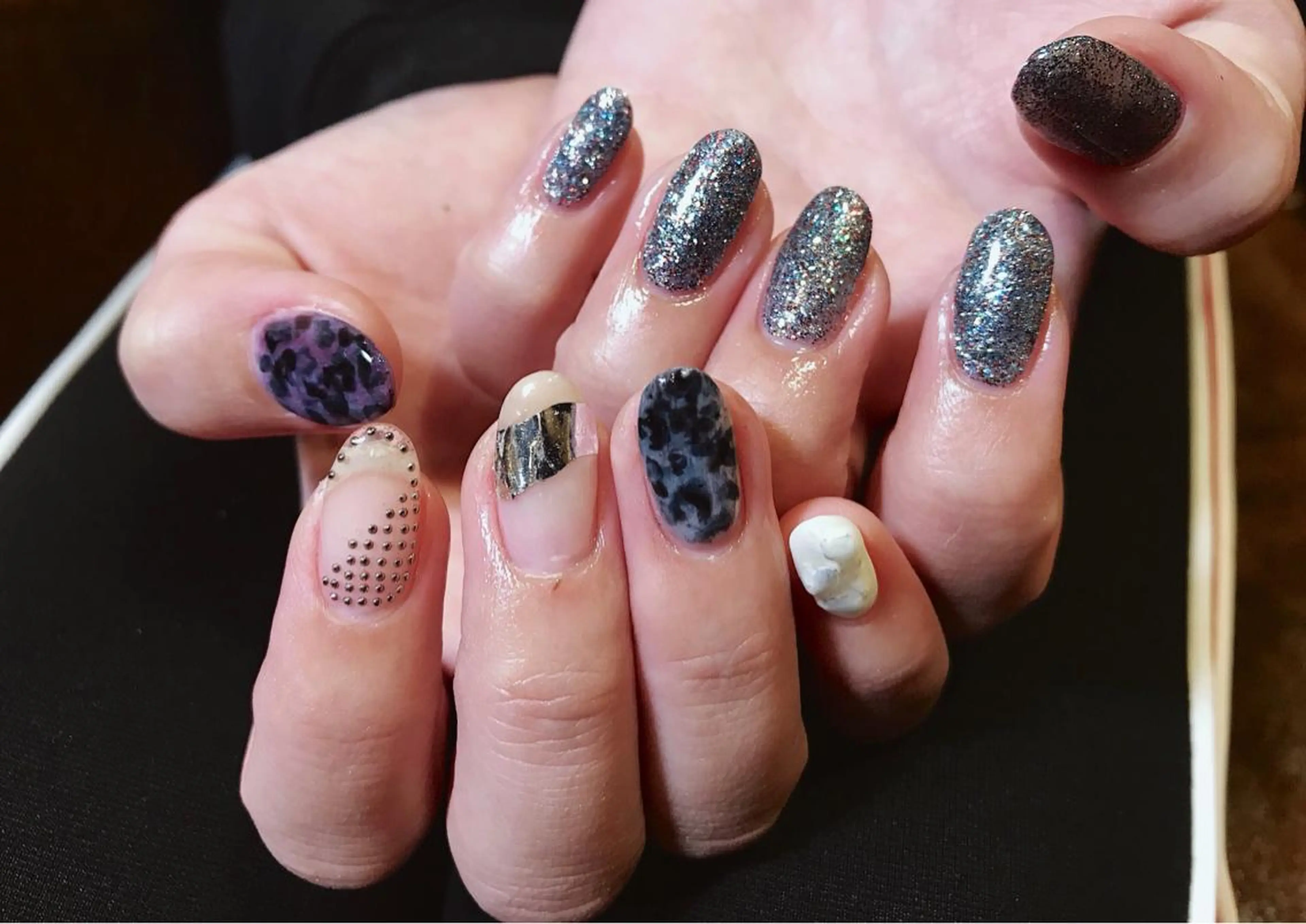 ネイル nail atelier AMBER所属・saori .の眉毛・アイブロウイメージ