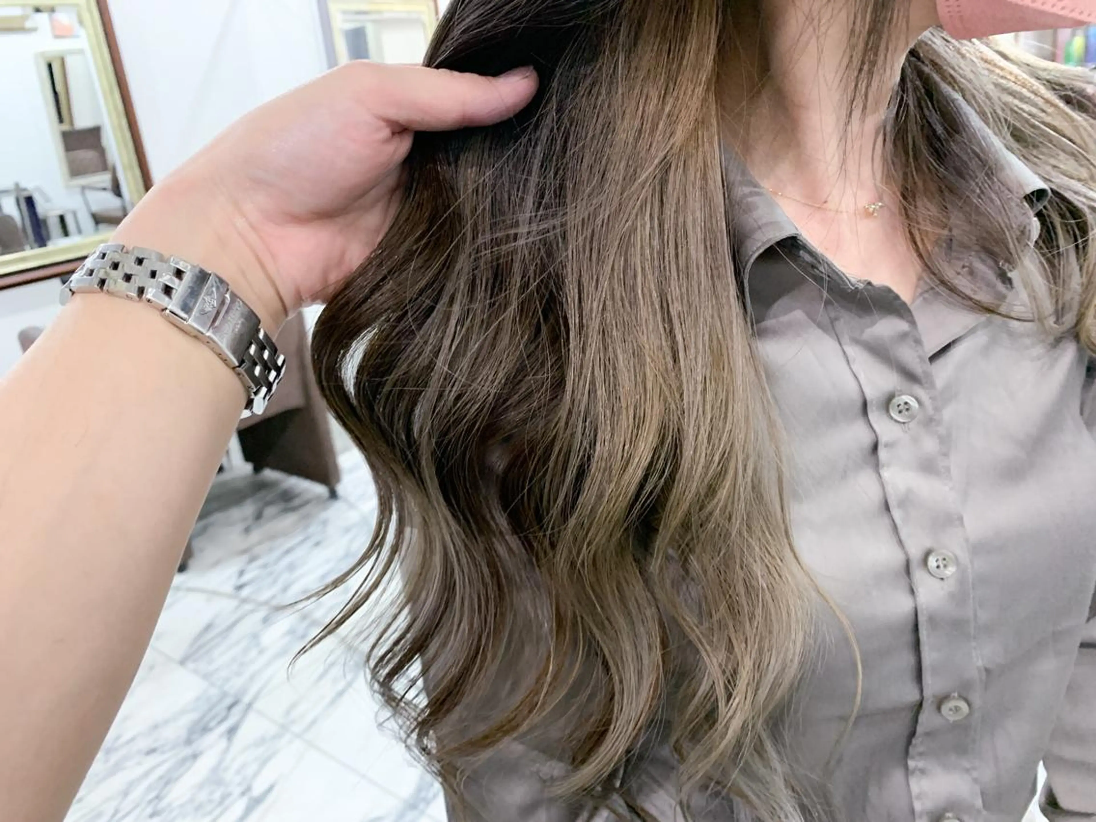 セミロング カラー エクステ(レミー毛) NINEのヘアスタイル