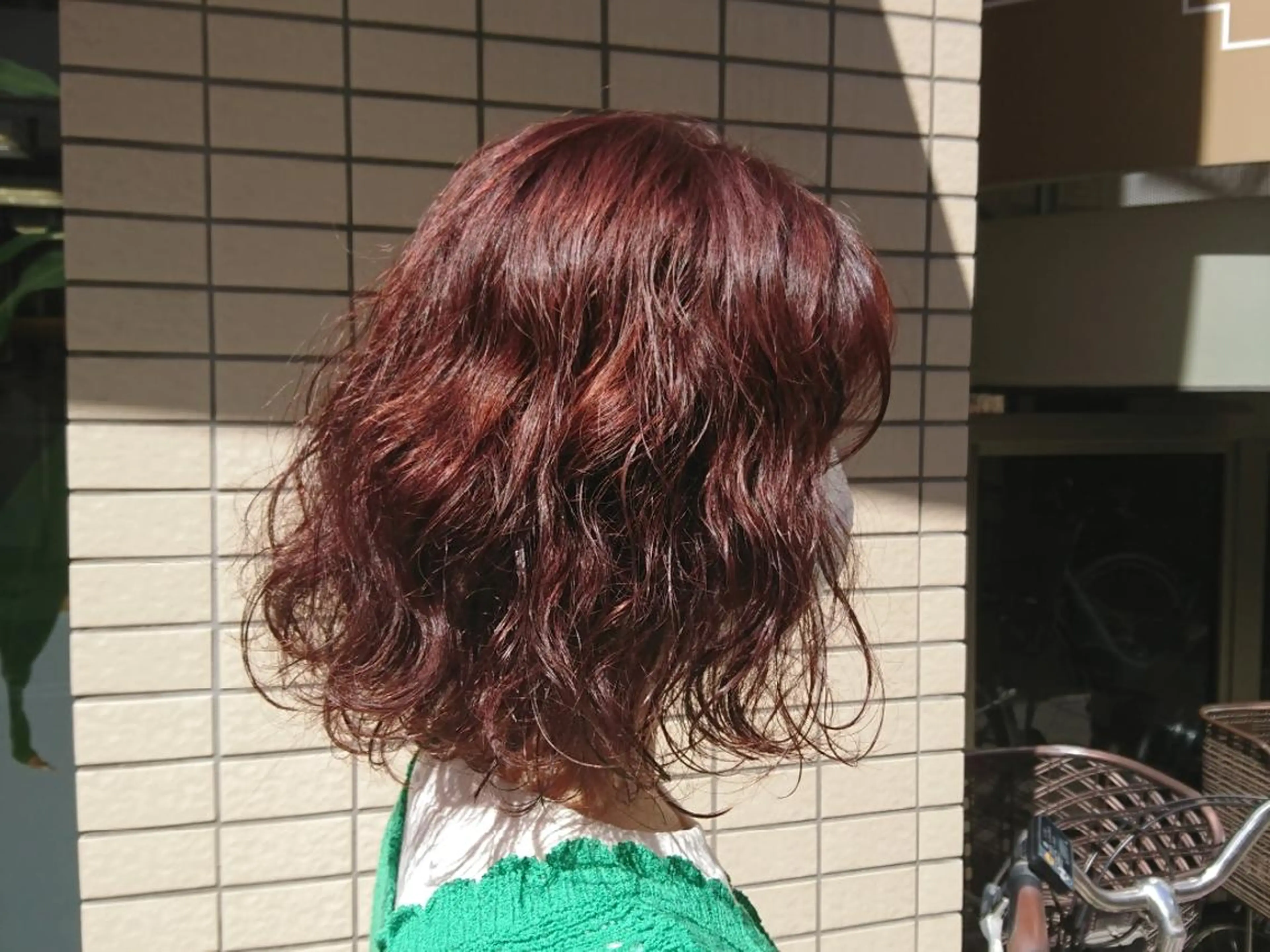ミディアム カラー レッドカラー カット ヘアカラー nagane sayakaのヘアスタイル