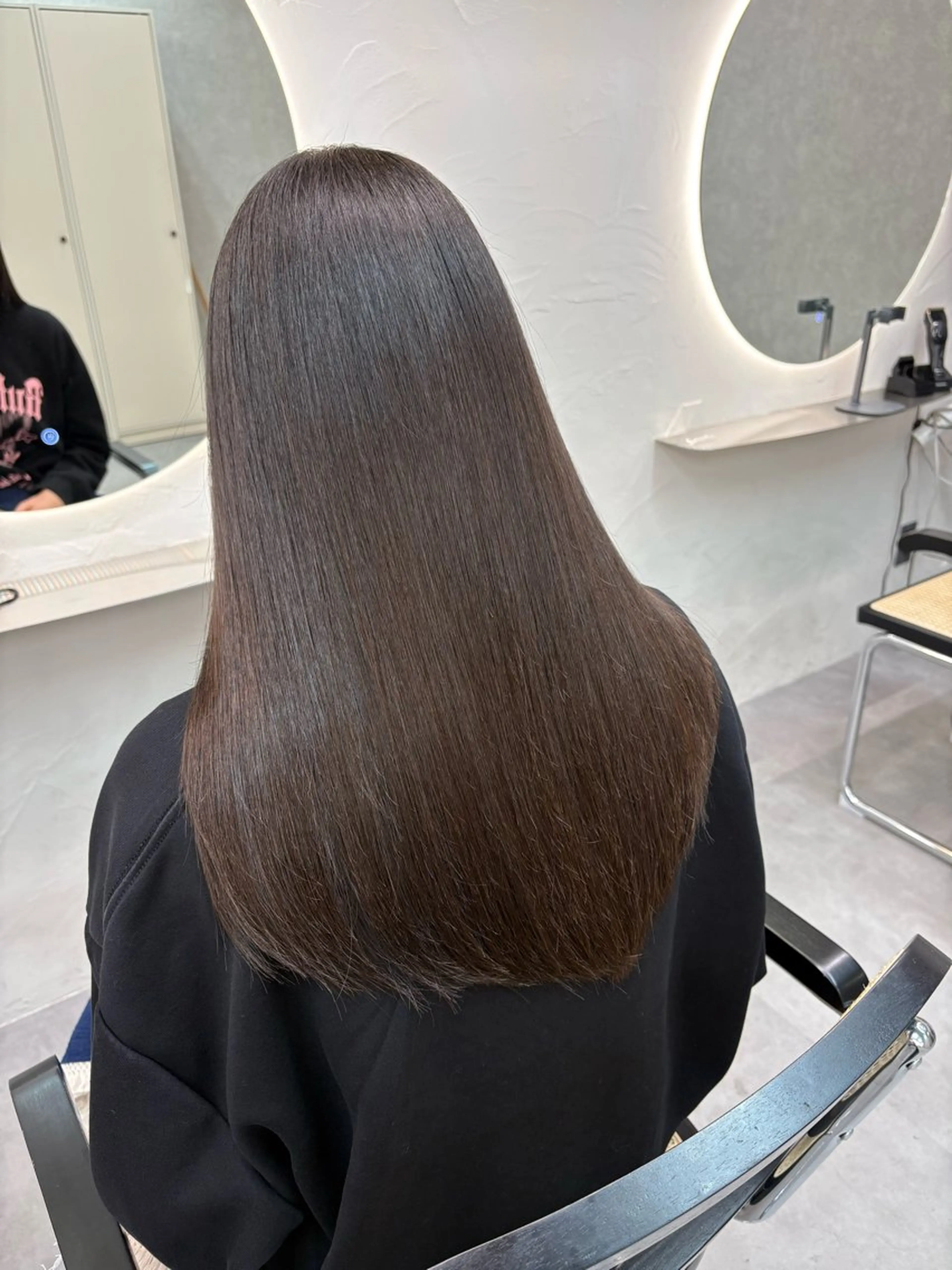 Hz/ヘルツ SHIHOのヘアスタイル