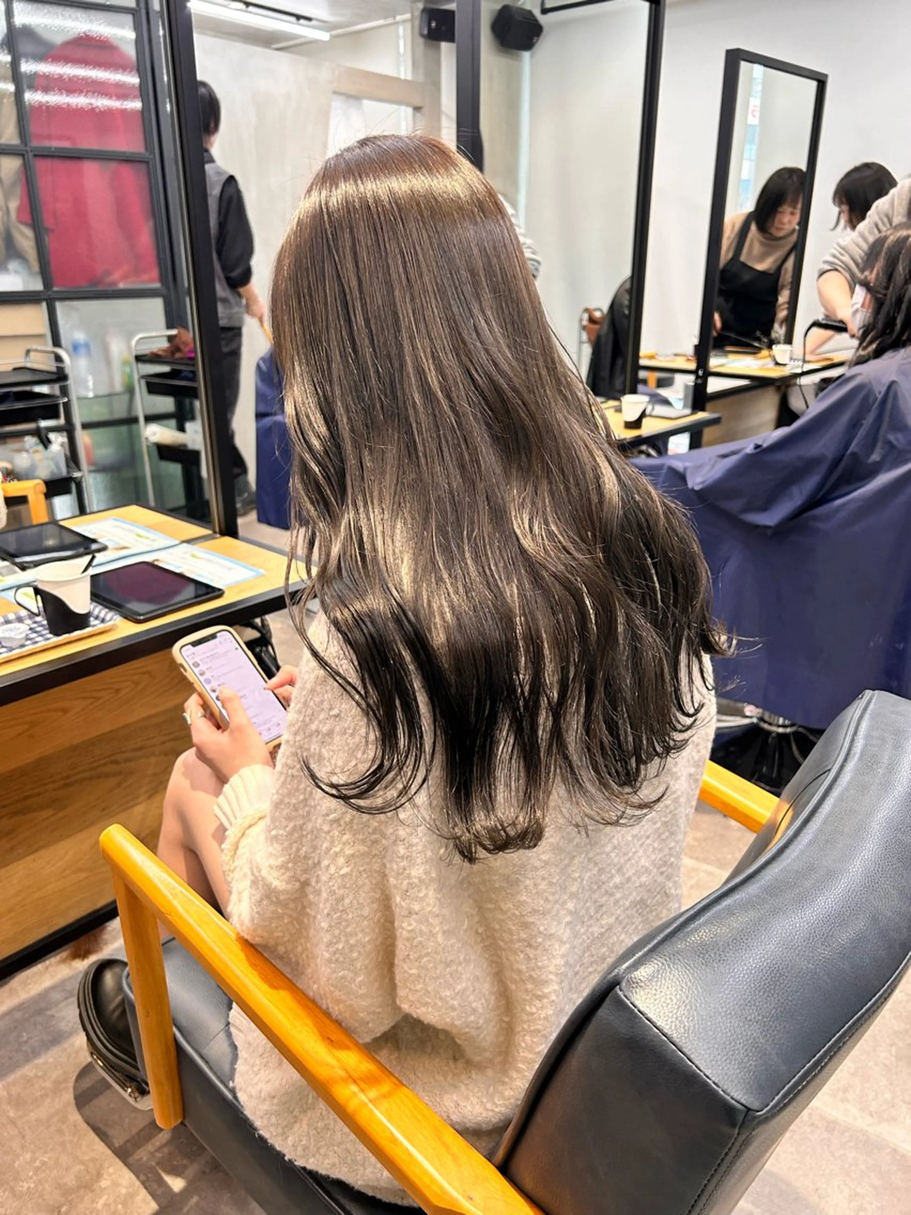 セミロング カラー 韓国×髪質改善カラー 💎hinaのヘアスタイル