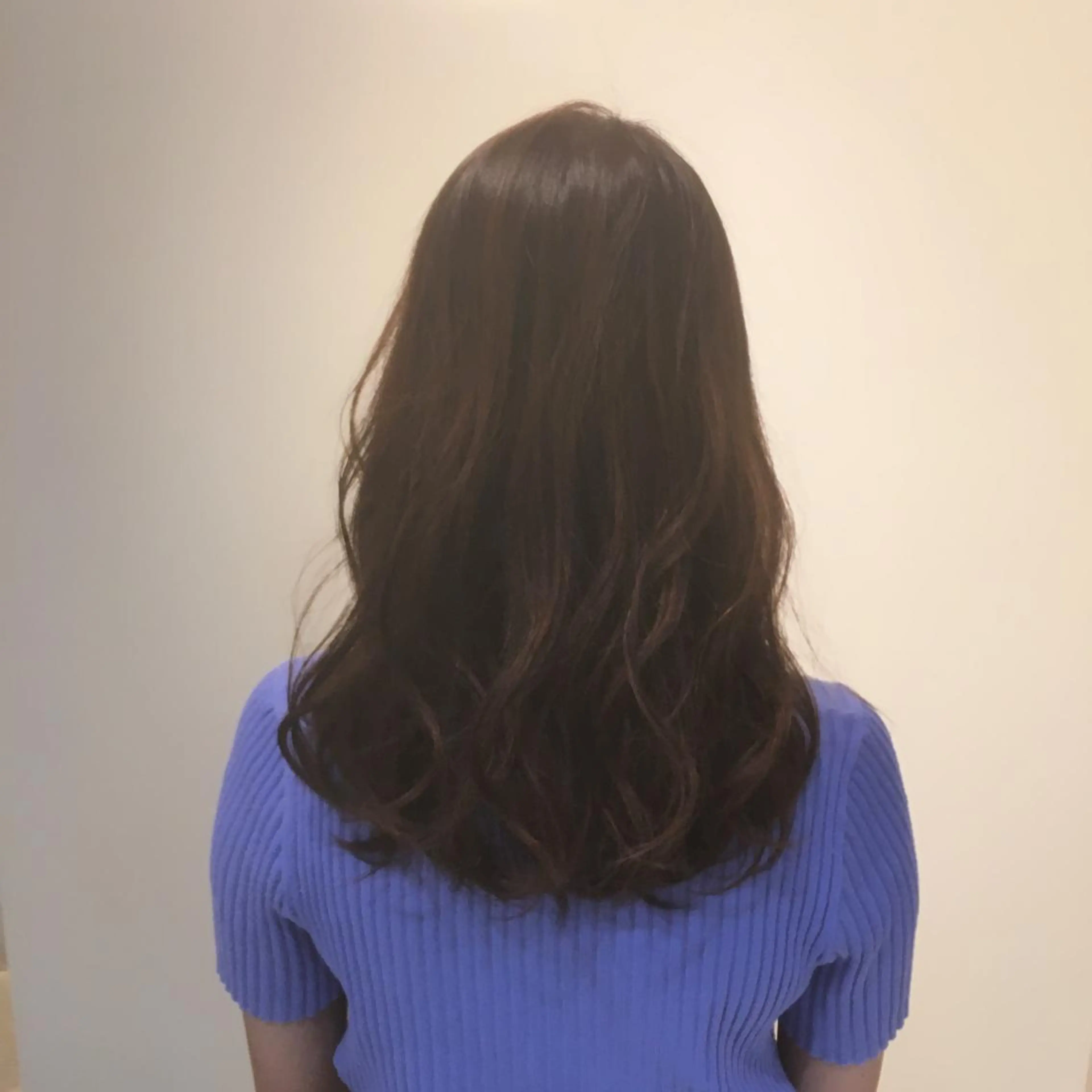 ロング カラー しのはら まどかのヘアスタイル