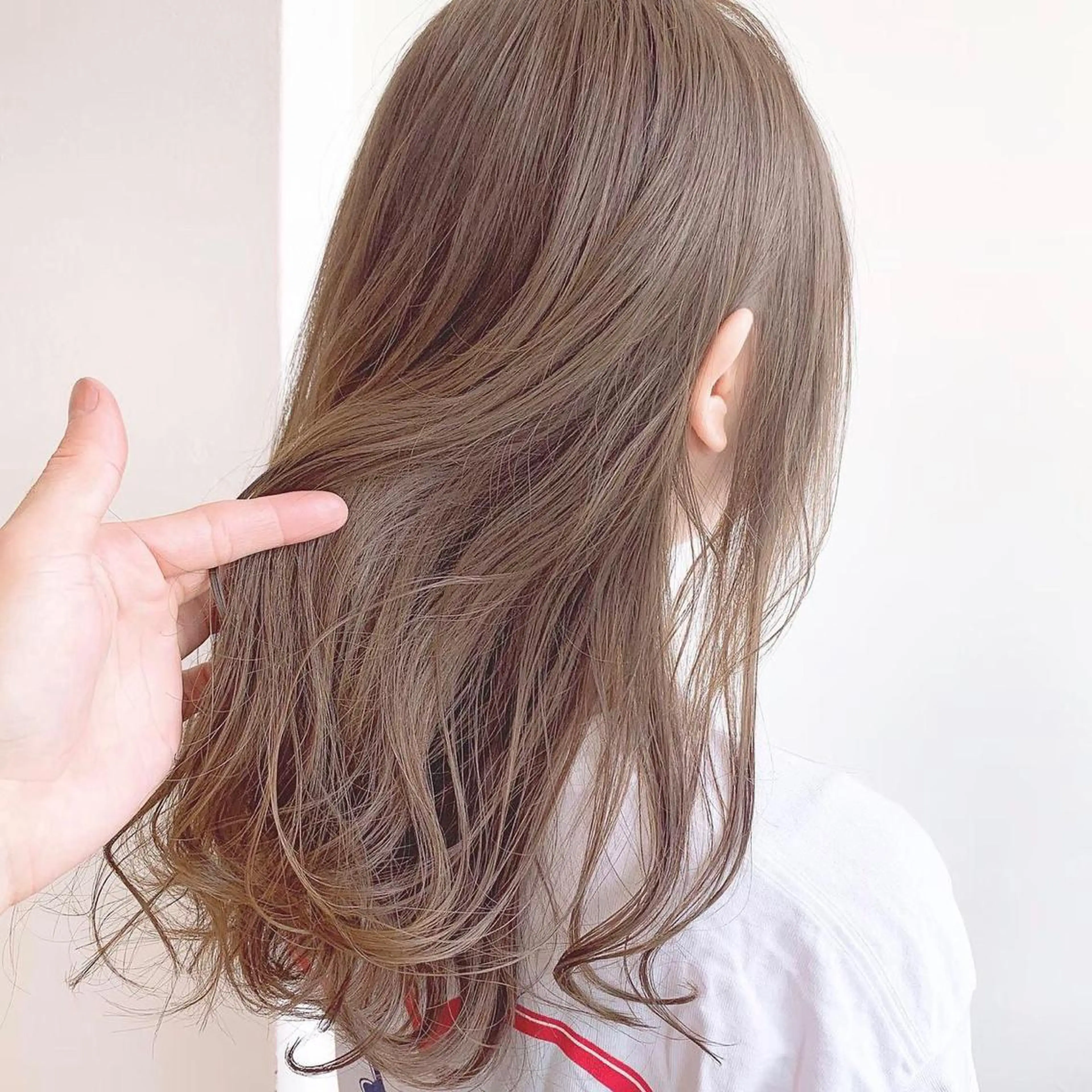 ロング カラー ベージュカラー ミルクティーベージュ ヘアカラー トリートメント ヘアセット 透明感カラー🤍 Kaitoのヘアスタイル