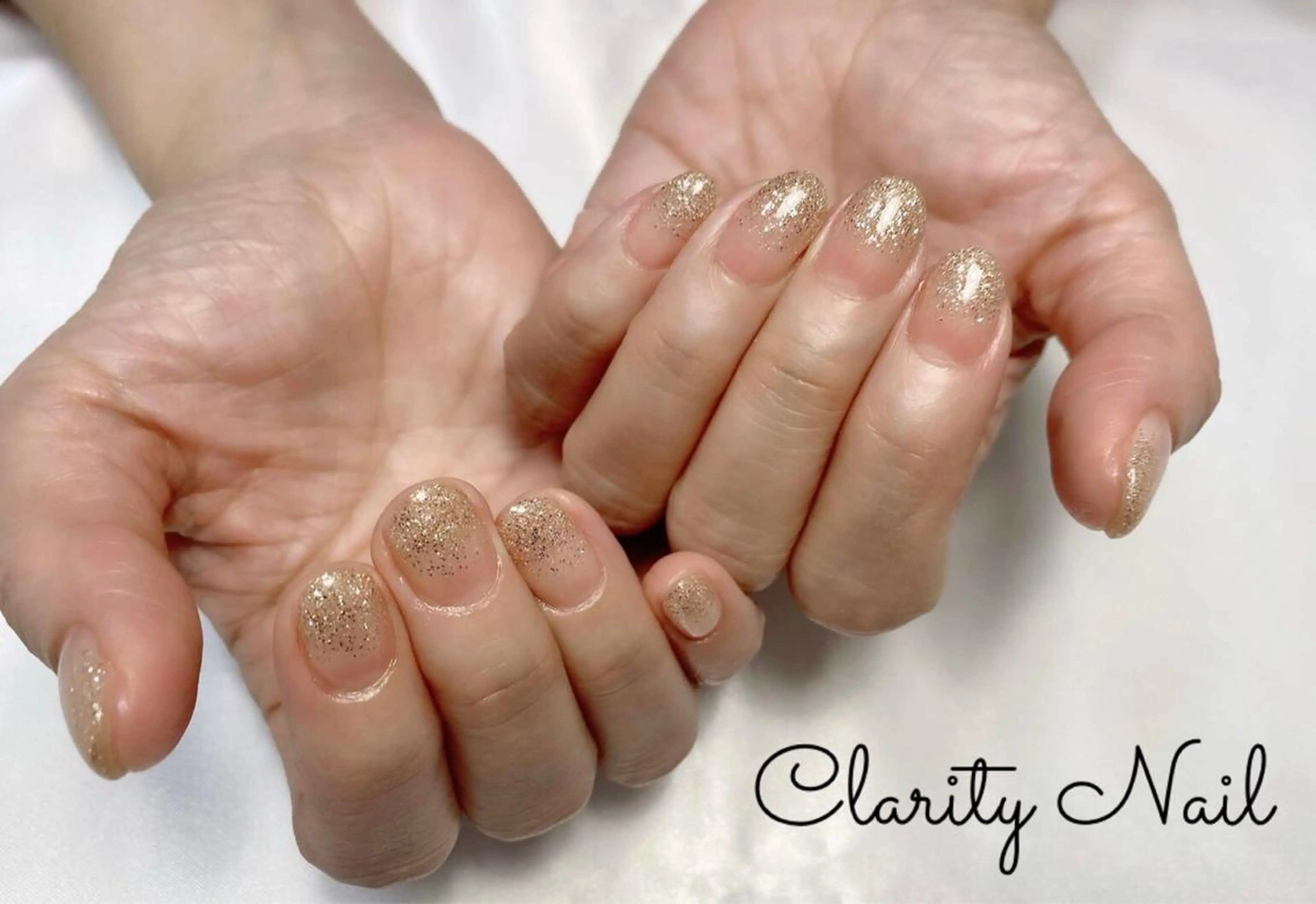 ネイル グラデーション ラメ(グリッター) ラメグラデーション ハンドネイル Clarity Nailのネイルデザイン