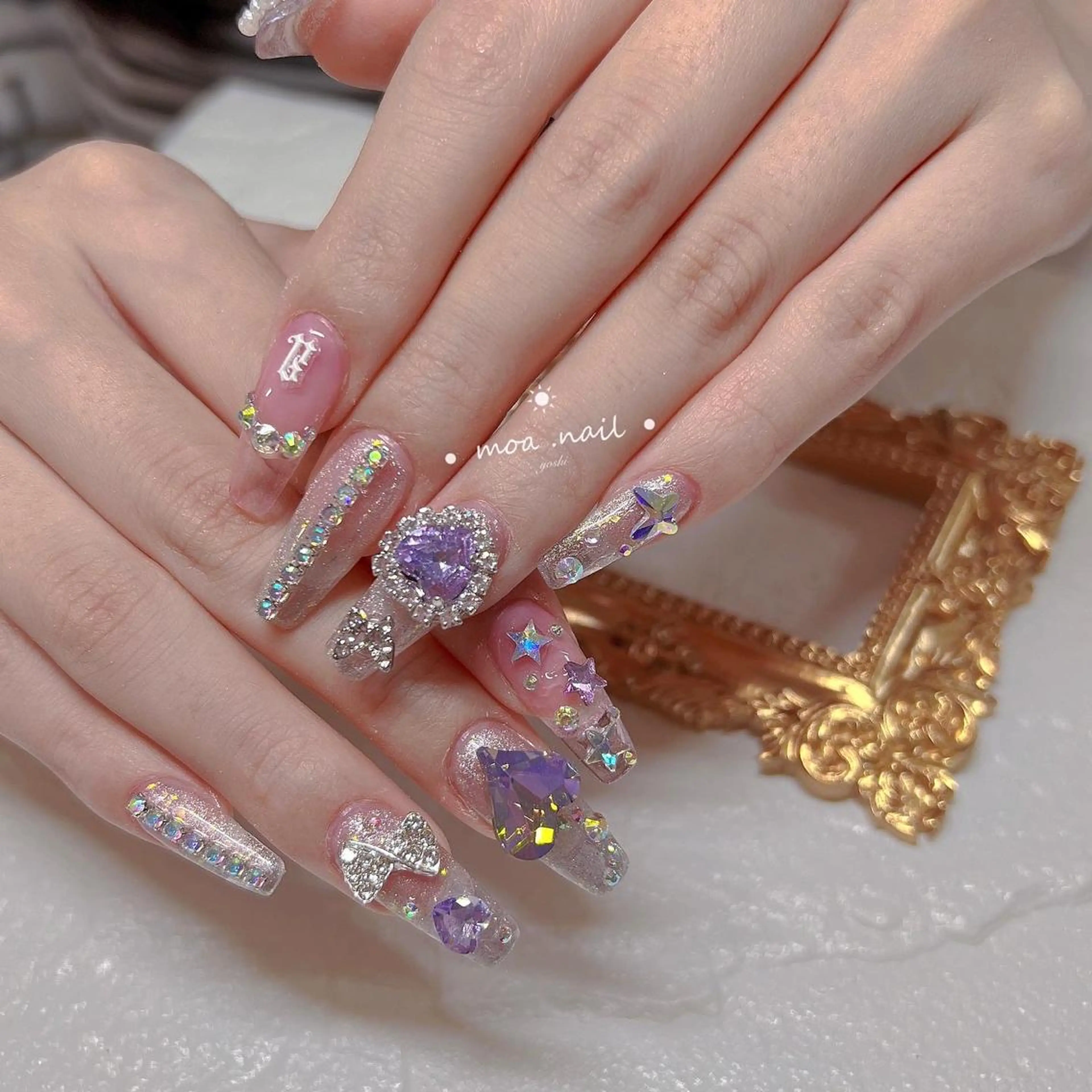 ネイル MOA NAIL所属・MoaNail🫶 Yoshiのネイルデザイン