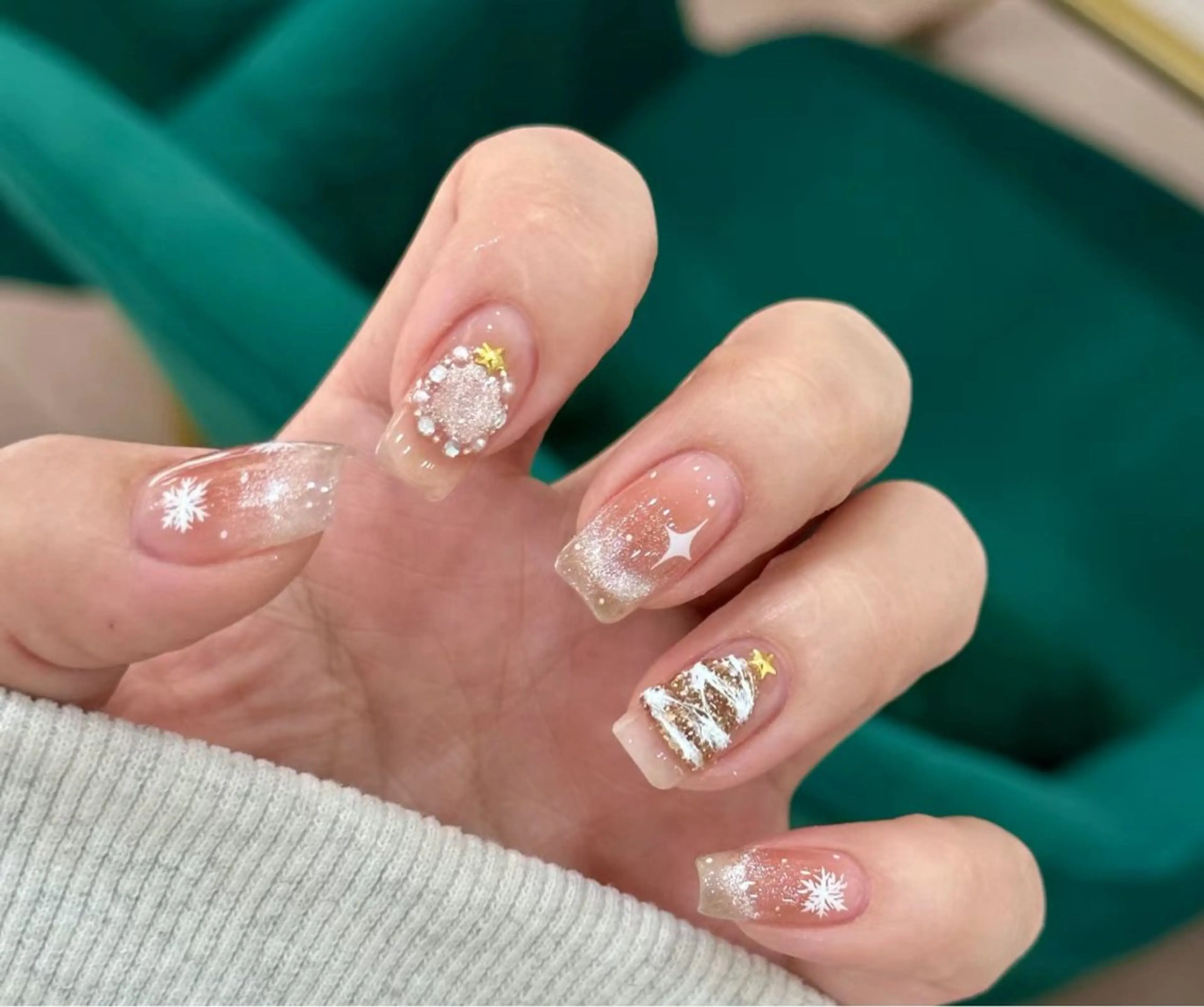 ネイル u1salon所属・ゆい ユイのネイルデザイン