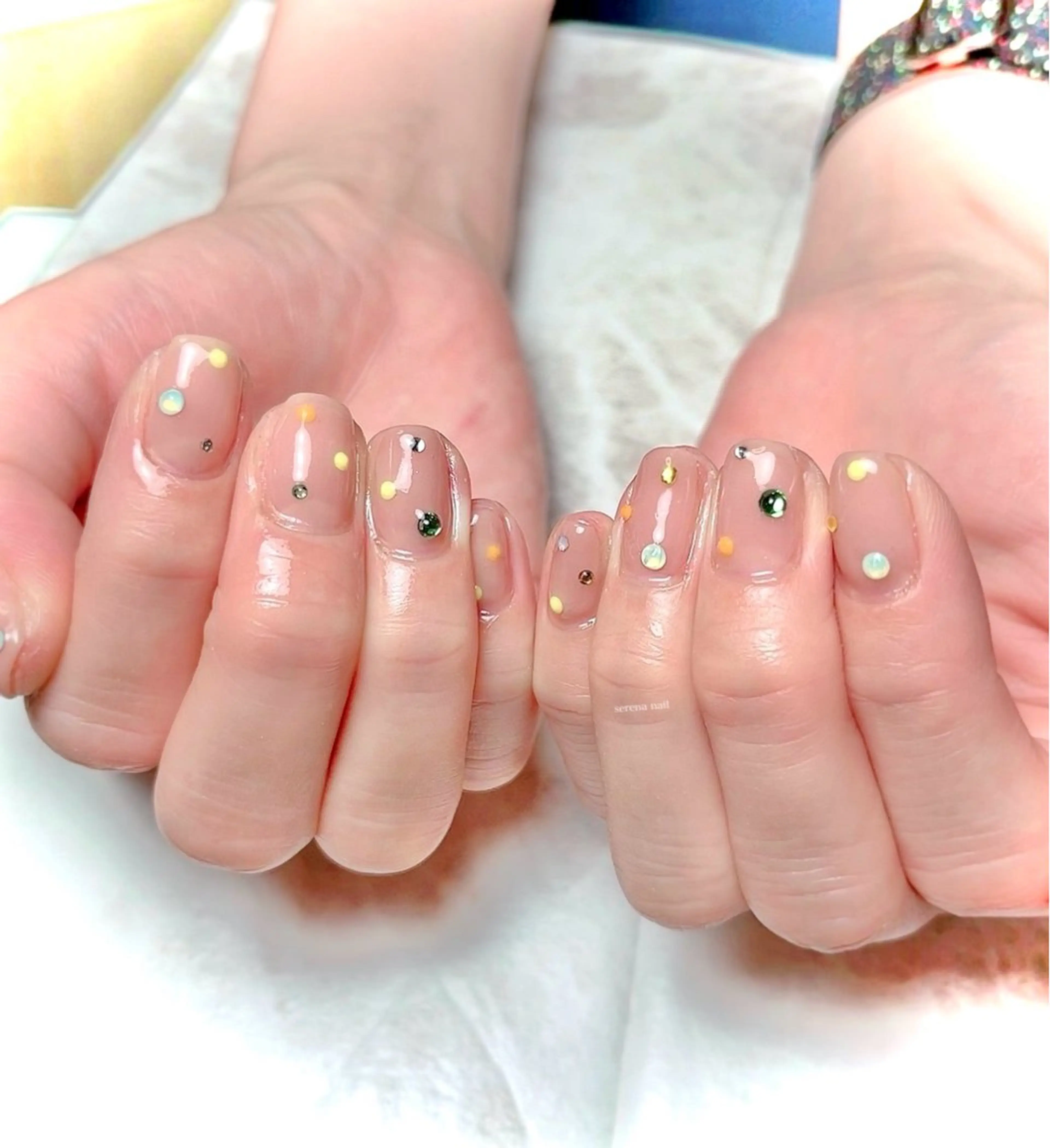 ネイル ストーンネイル serena nailのネイルデザイン