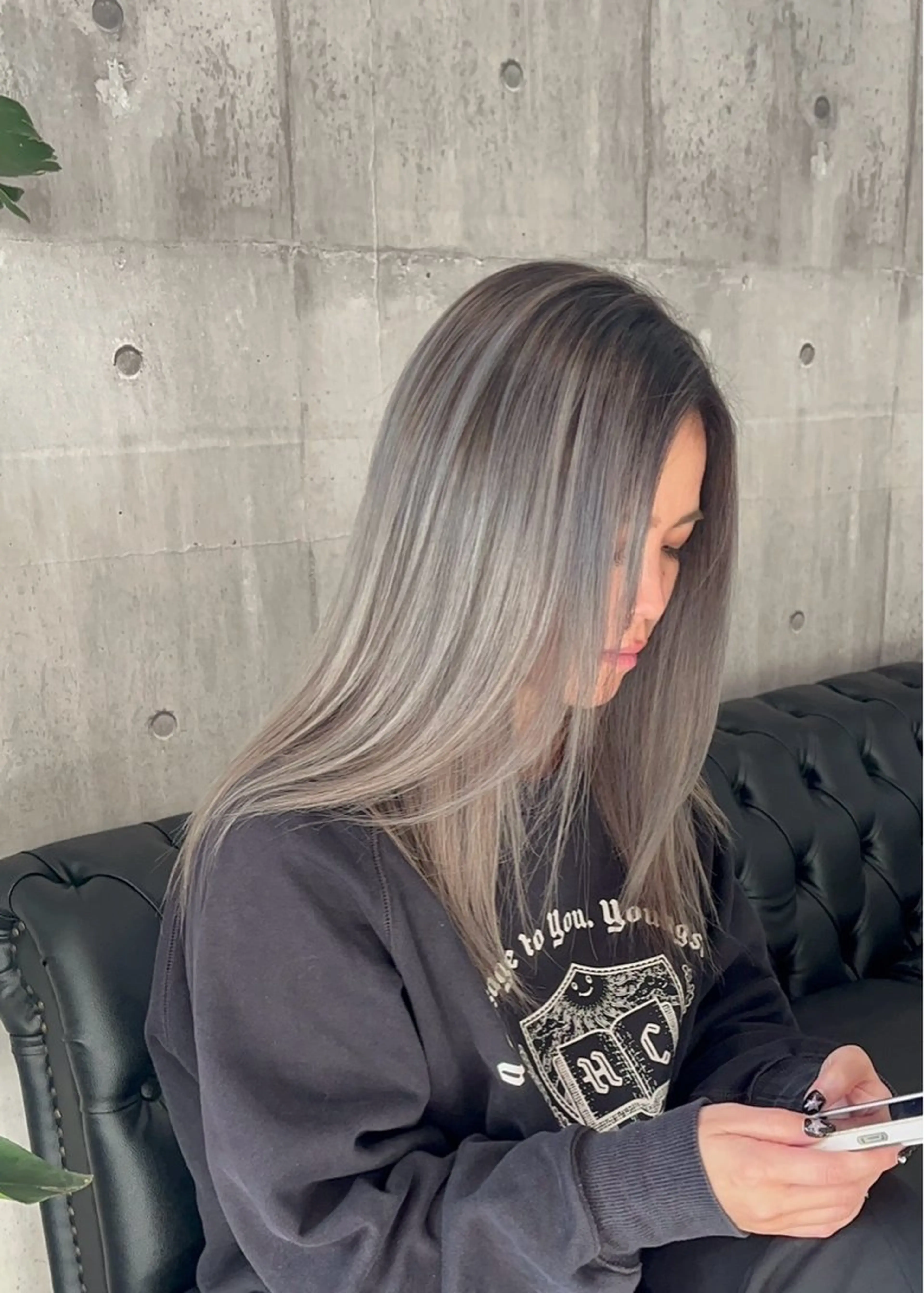 ロング XELVE所属・レイヤーカット特化 💜SARIのヘアスタイル