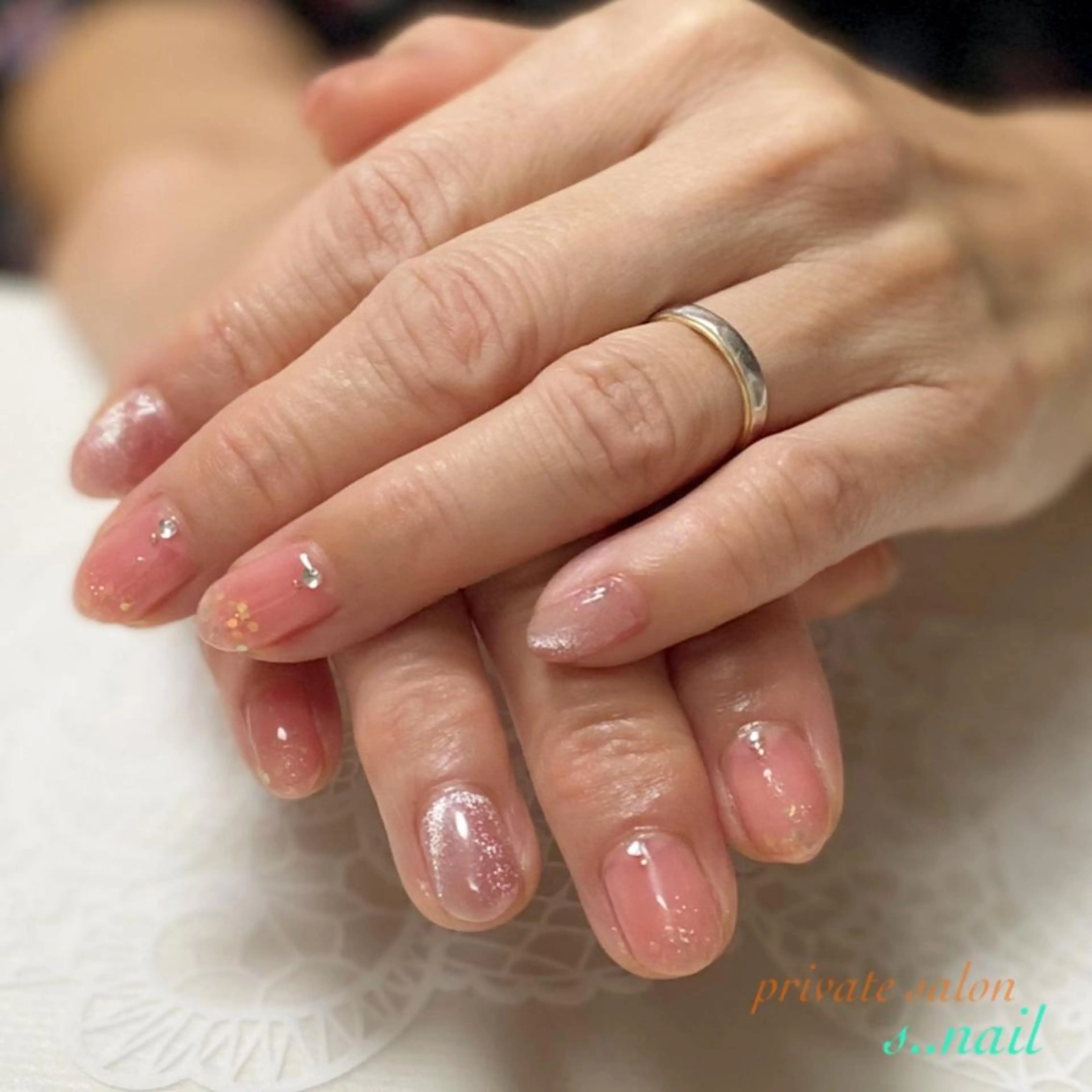 ネイル クリアネイル ジェルネイル マグネットネイル ピンク ハンドネイル フットネイル s..nail / MORITAのネイルデザイン