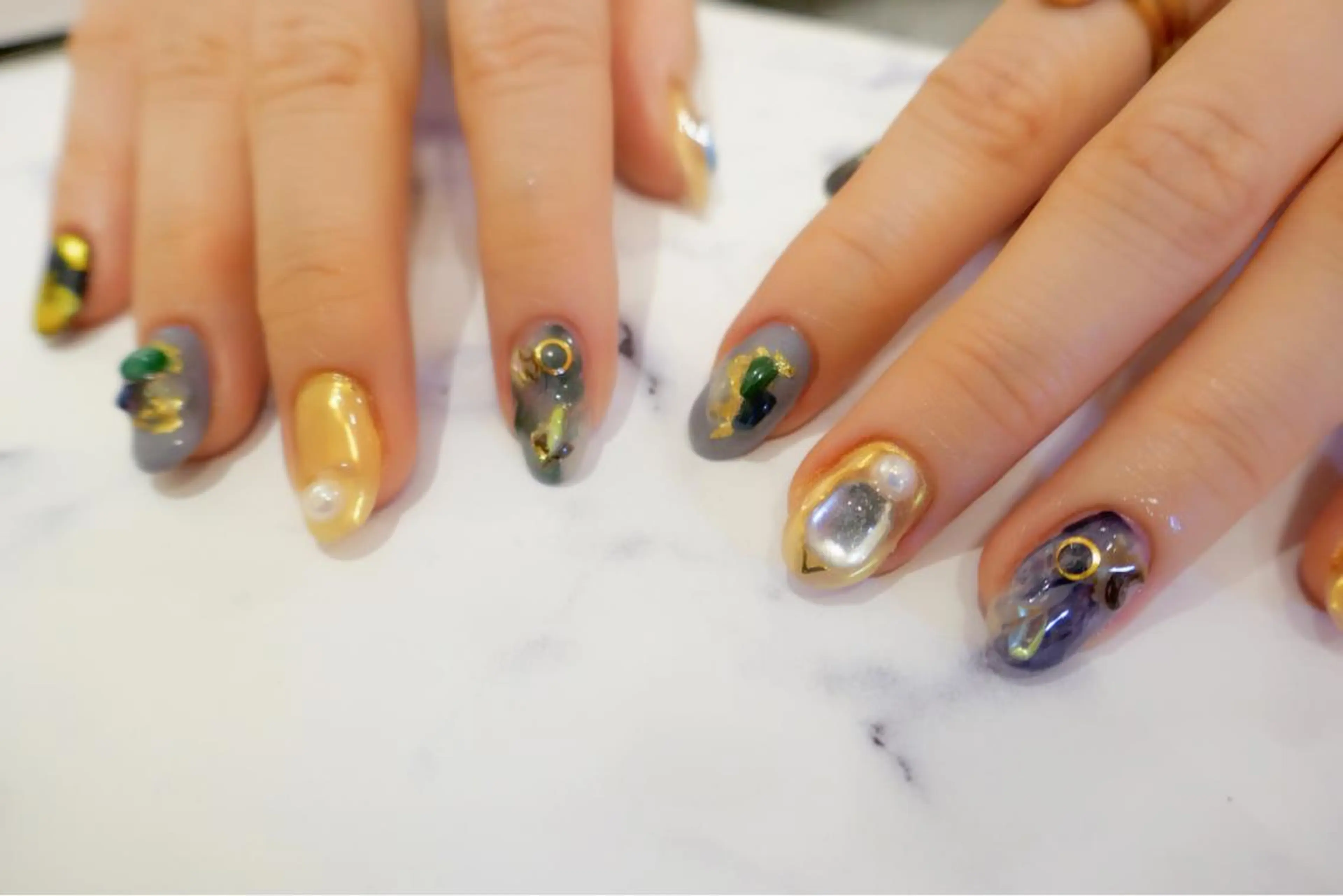 ネイル revia所属・ERI Nailistのネイルデザイン