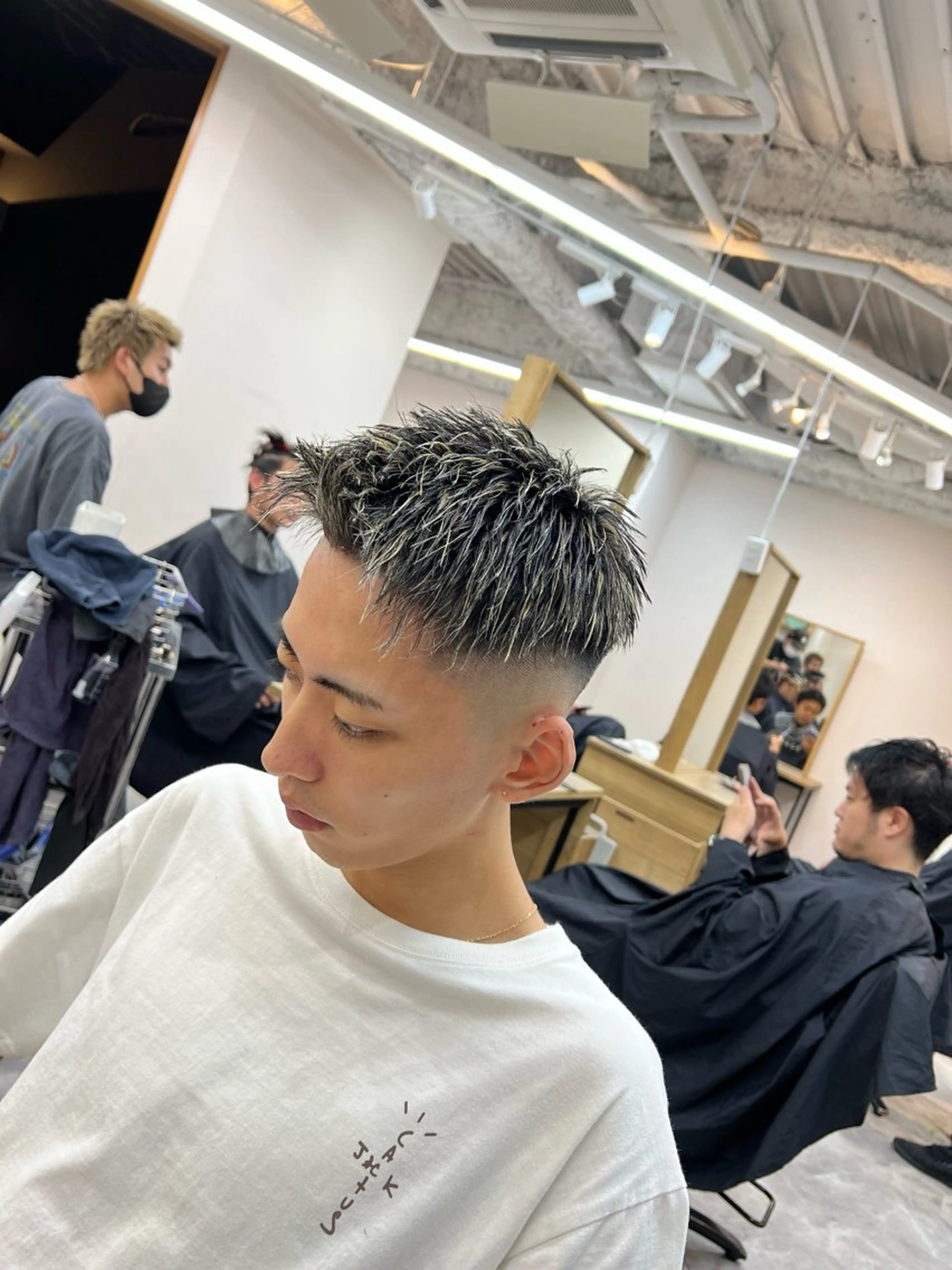 ショート カラー メンズ ヘアカラー DIECE 2’nd Flor所属・渋谷 【メンズ特化】ナゴムのヘアスタイル