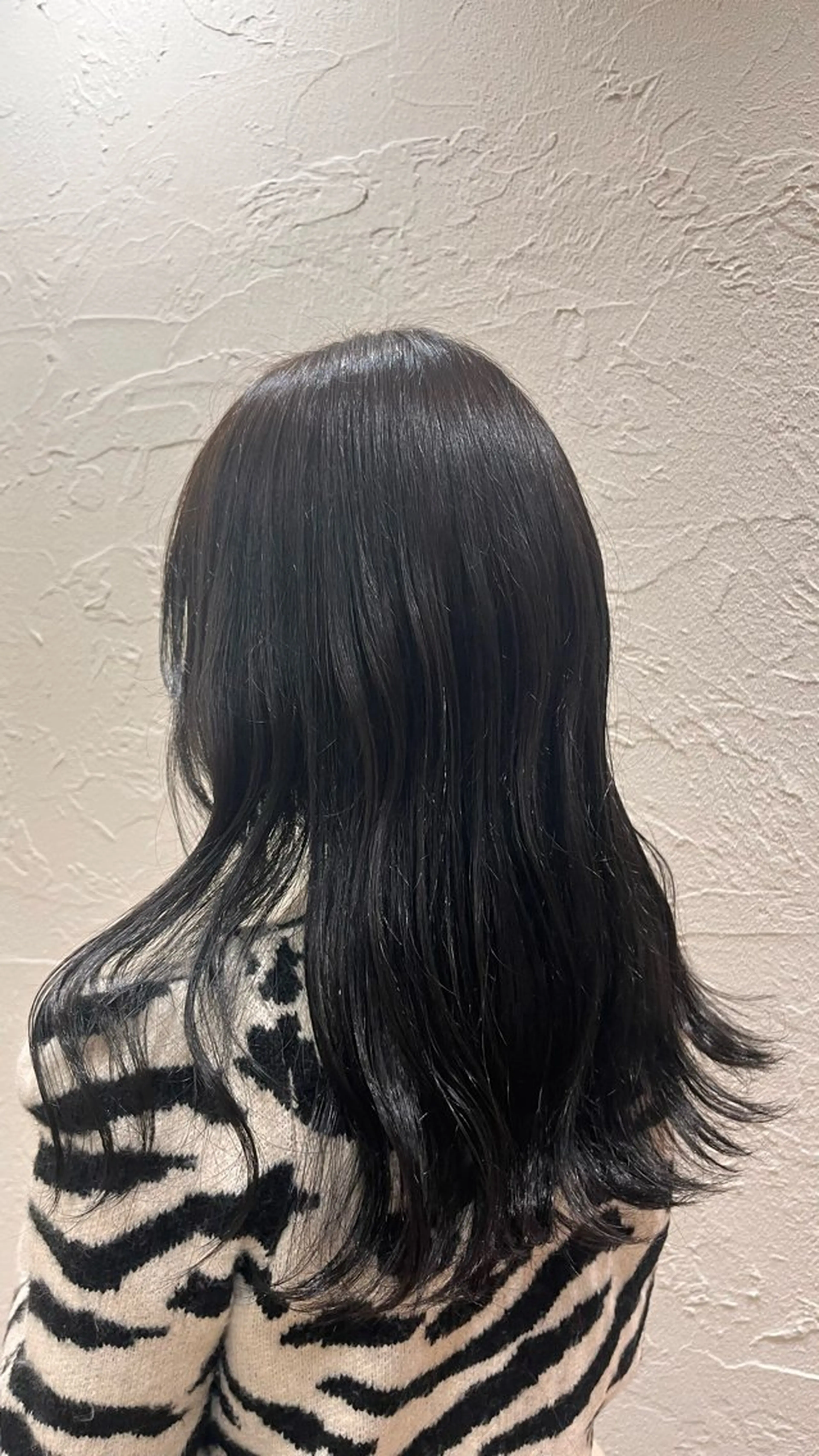 セミロング 野村 佳蓮のヘアスタイル