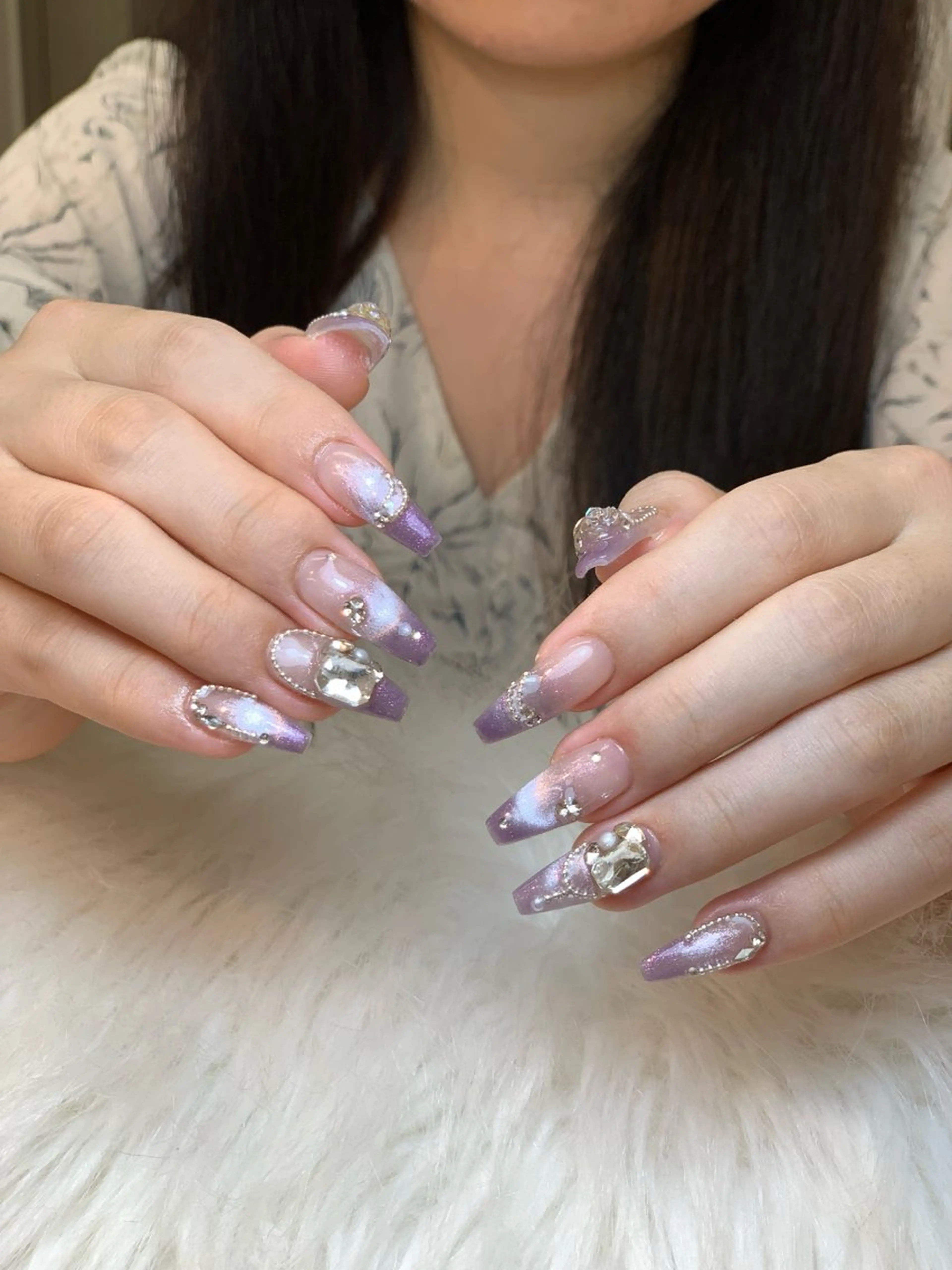 ネイル アートネイル 長さ出し ジェルネイル マグネットネイル ニュアンスネイル ハンドネイル Cloudy Chan Nailのネイルデザイン