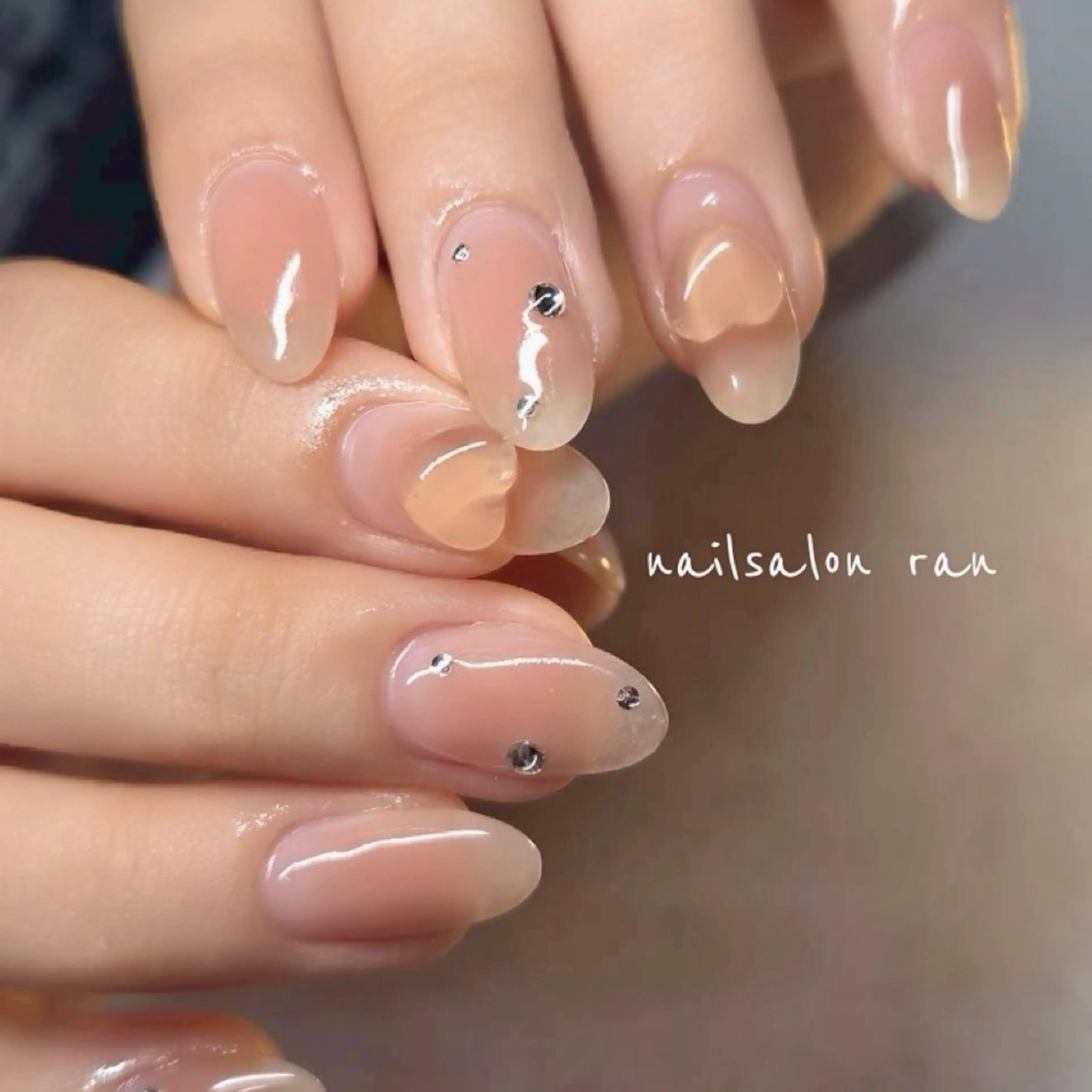 ネイル チークネイル ハート ハンドネイル ハンドケア nailsalon ranのネイルデザイン