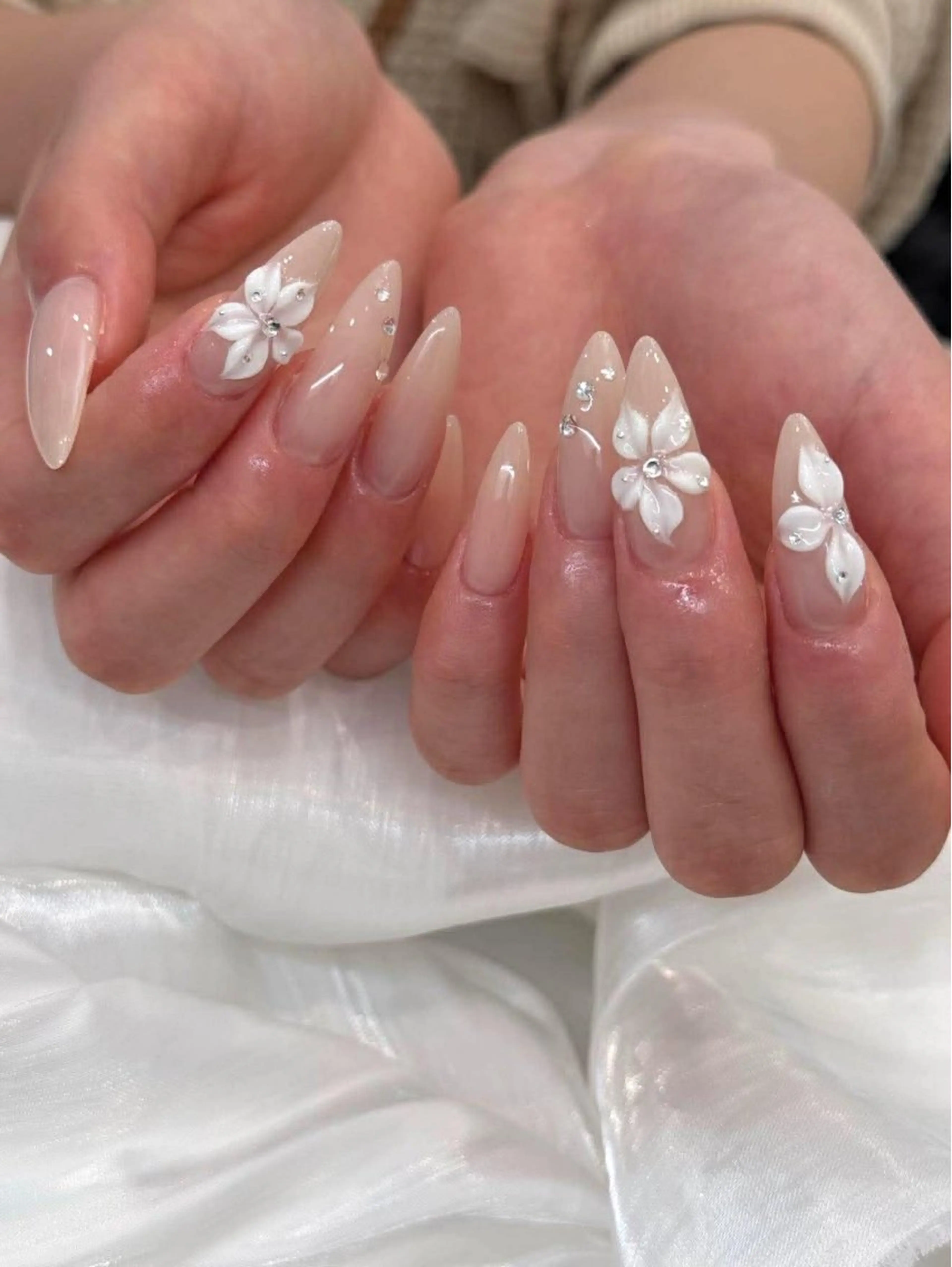 ネイル 韓国ネイル 持ち込み ニュアンスネイル ネイルチップ ハンドネイル Tini ANA.CHUOのネイルデザイン