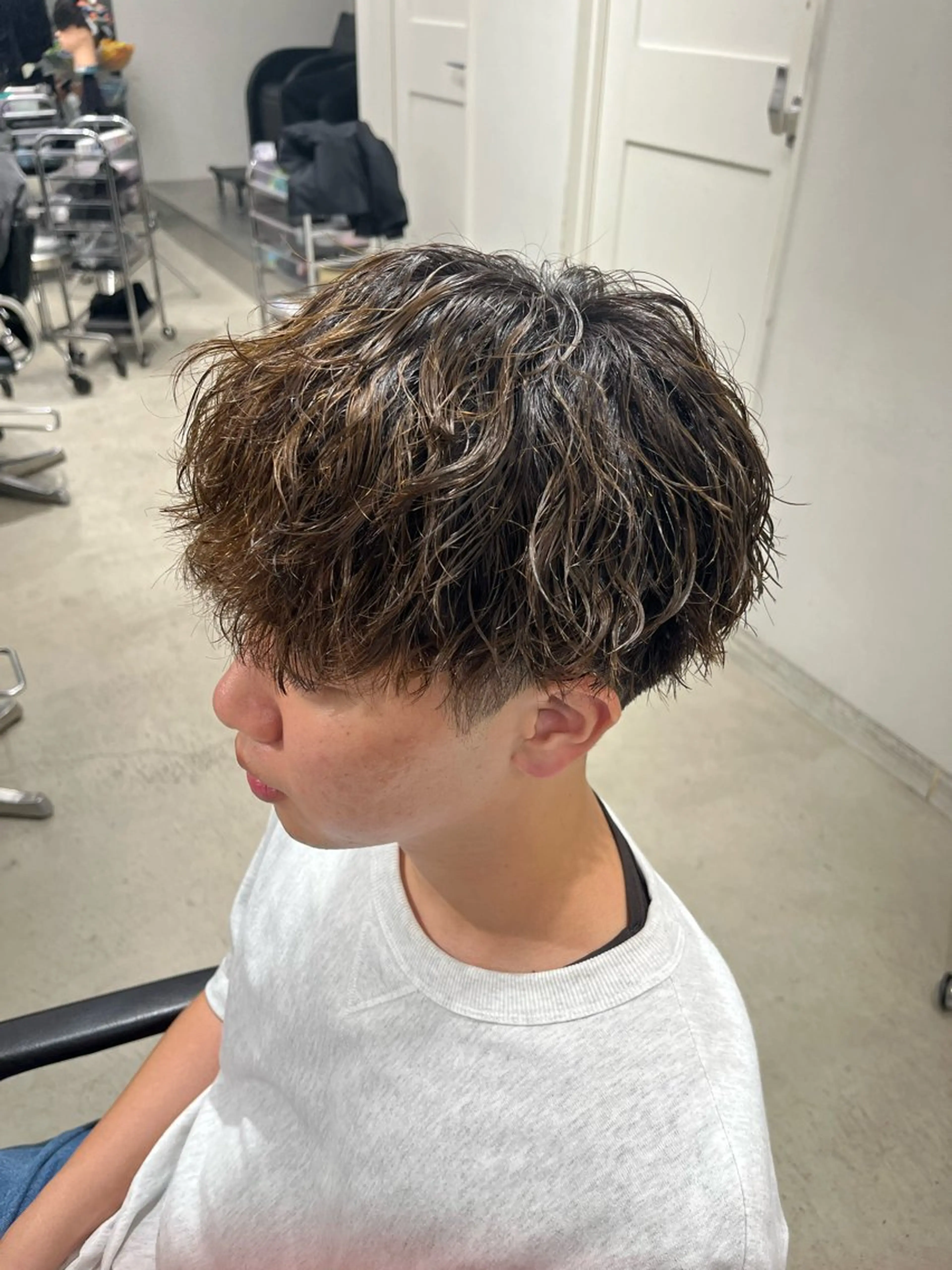 パーマ メンズ 深谷 侑亮のヘアスタイル
