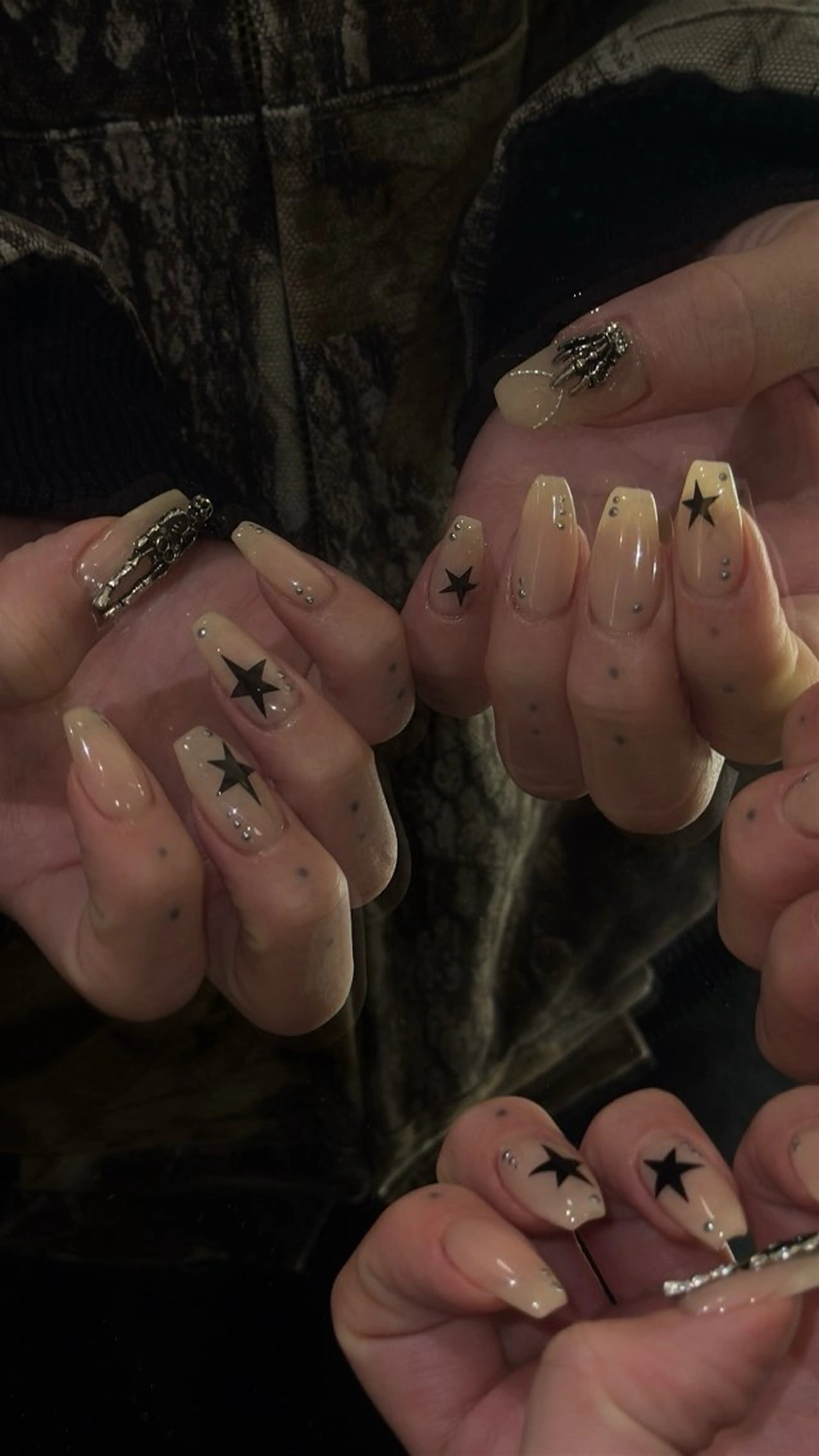 ネイル Ami 🦥のネイルデザイン