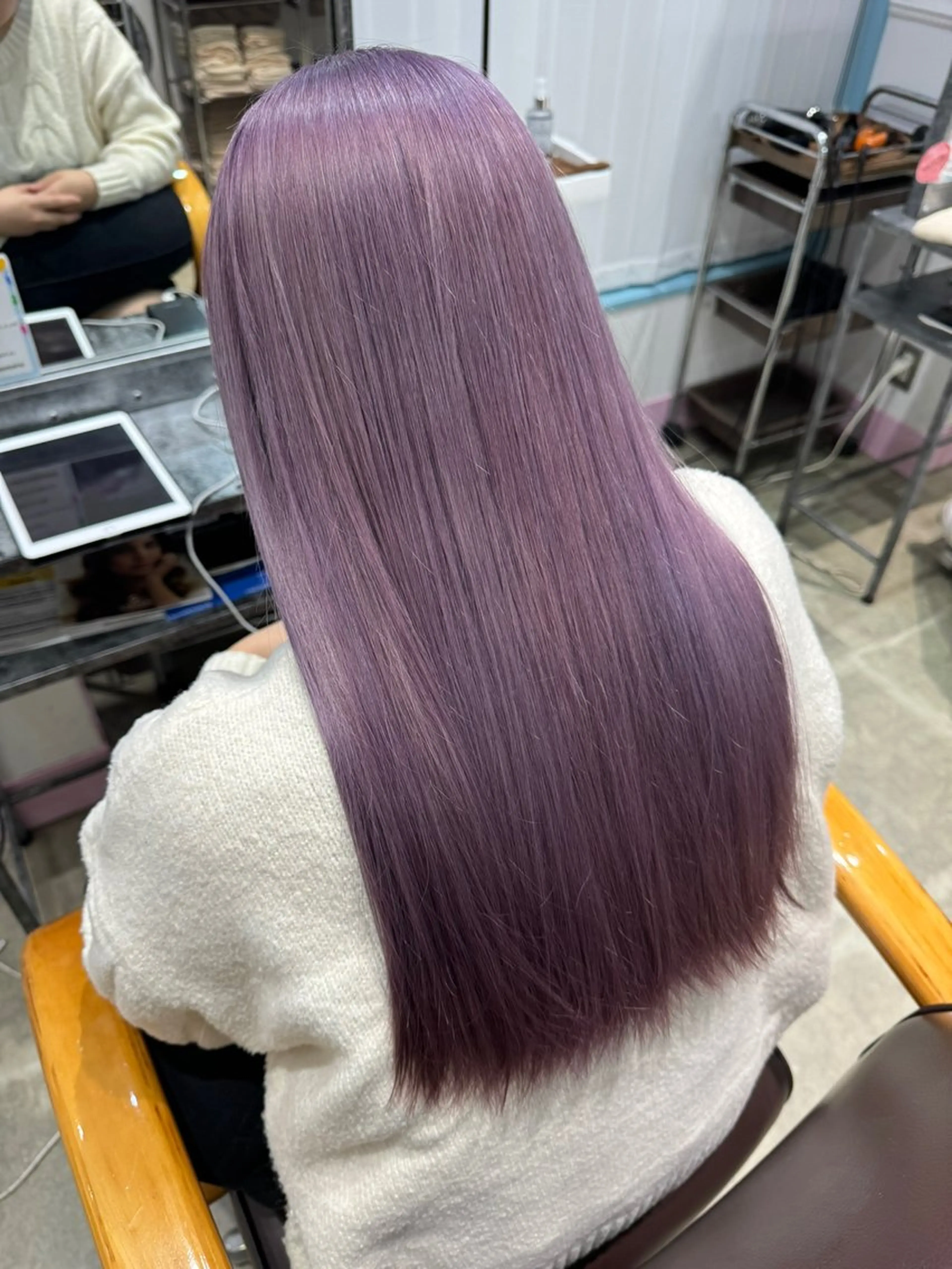 ロング ヘアカラー 平川 侑磨のヘアスタイル