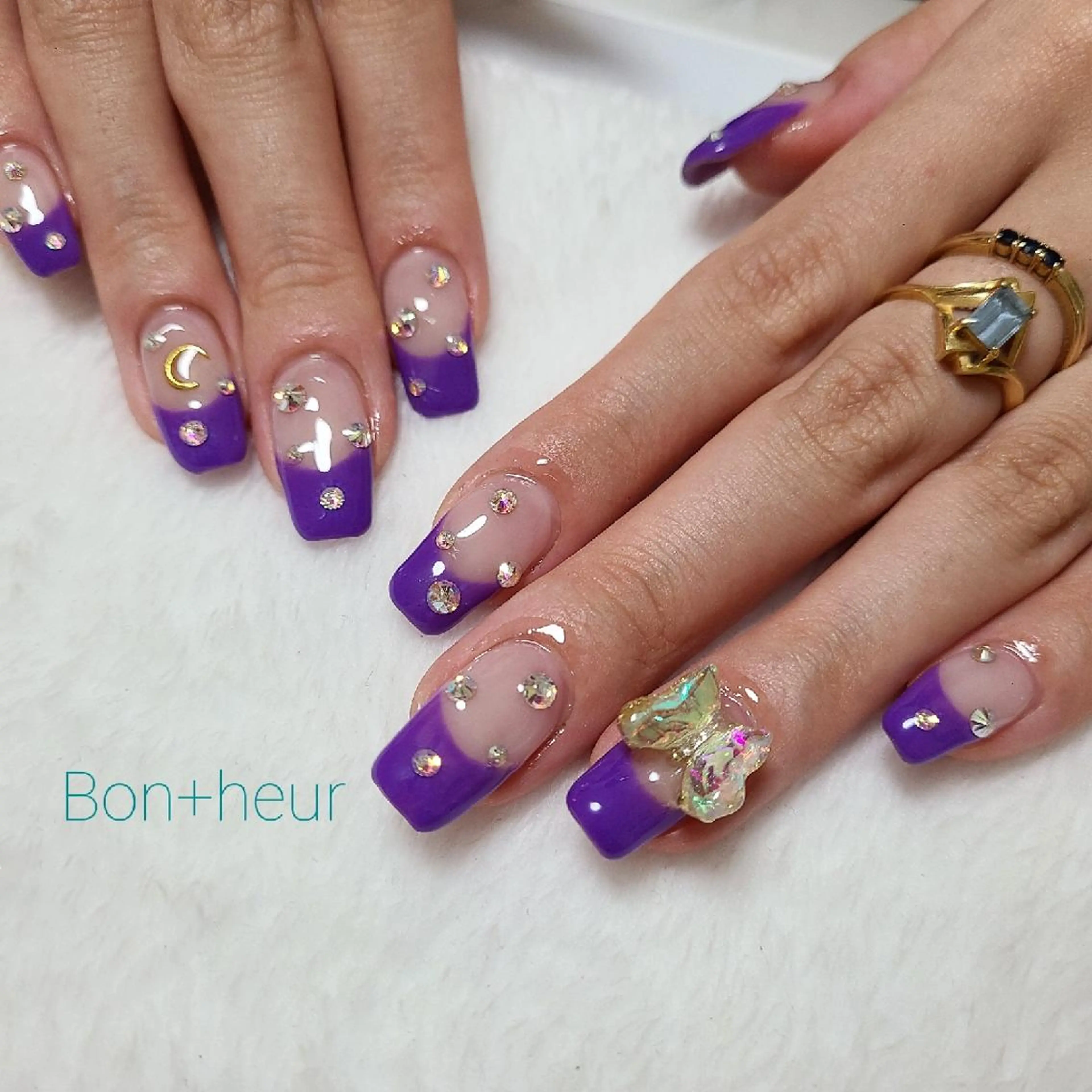 ネイル クリアネイル 成人式 フレンチネイル ジェルネイル 冬ネイル ハンドネイル 宮口 紗子のネイルデザイン