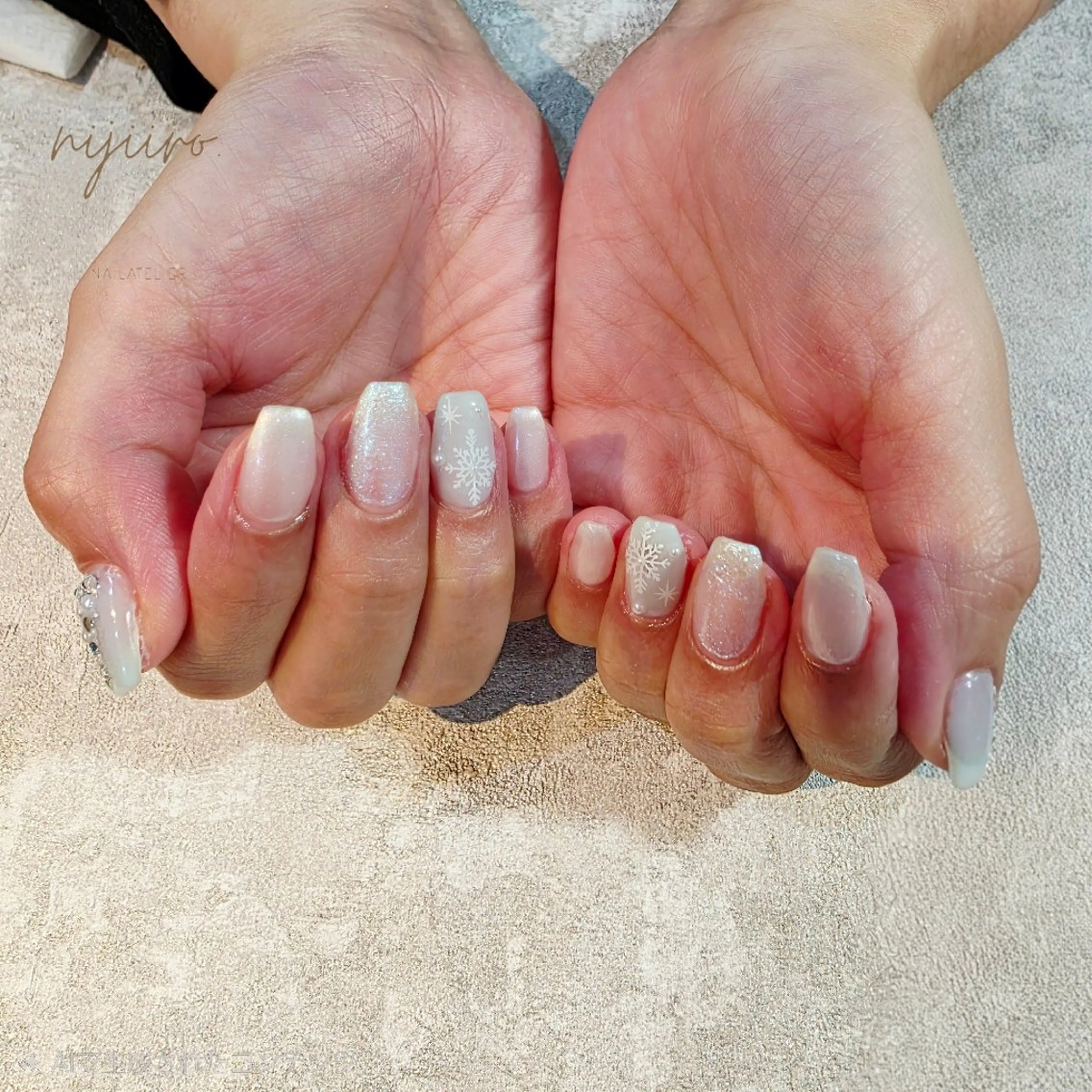 ネイル ハンドネイル nailatelier nijiiro.所属・nijiiro🌈 サトウのネイルデザイン