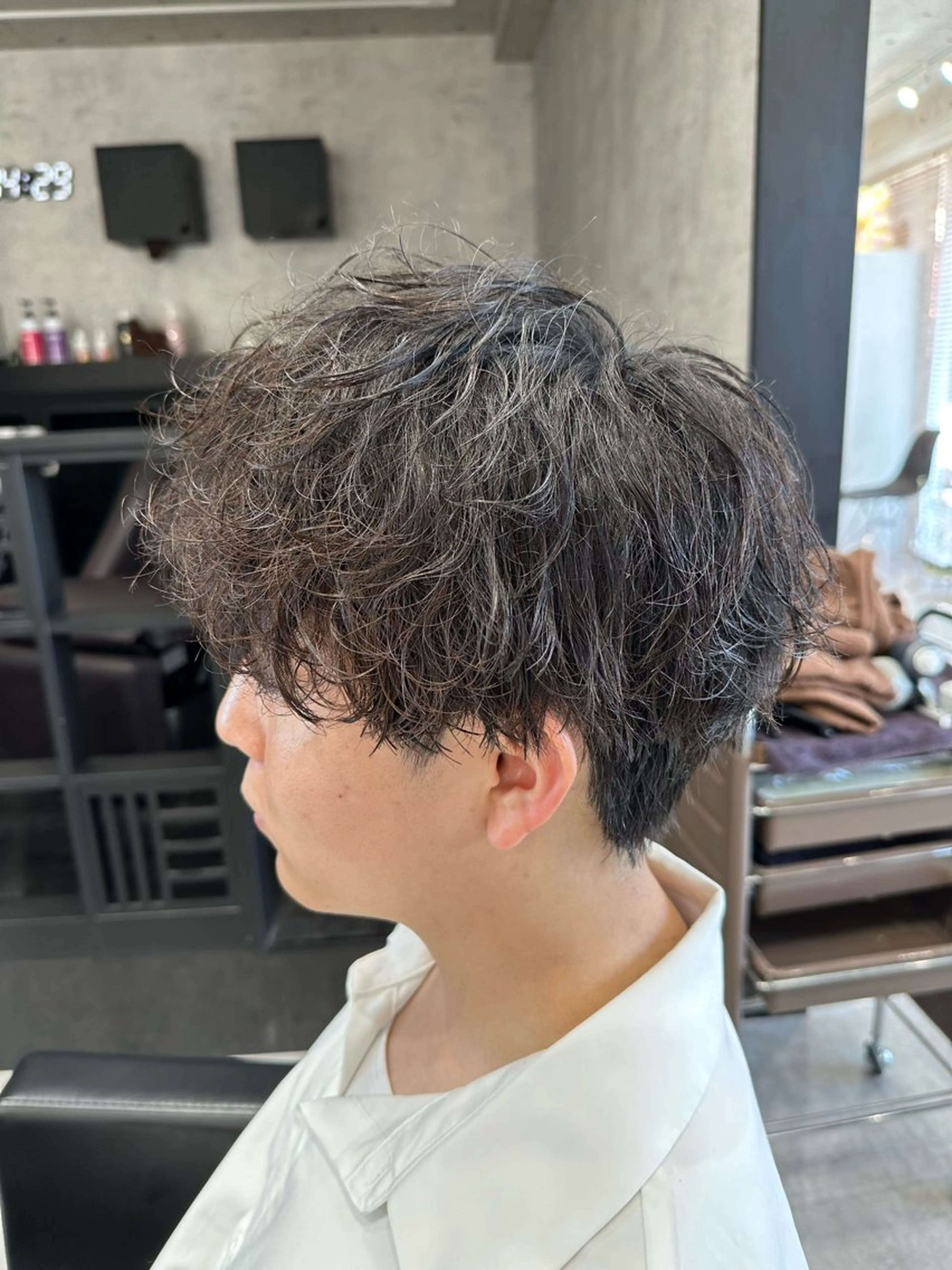 ショート パーマ メンズ メンズパーマ 波巻きパーマ スパイラルパーマ カット パーマ 「パーマ指名No1 🥇」小日向悠のヘアスタイル