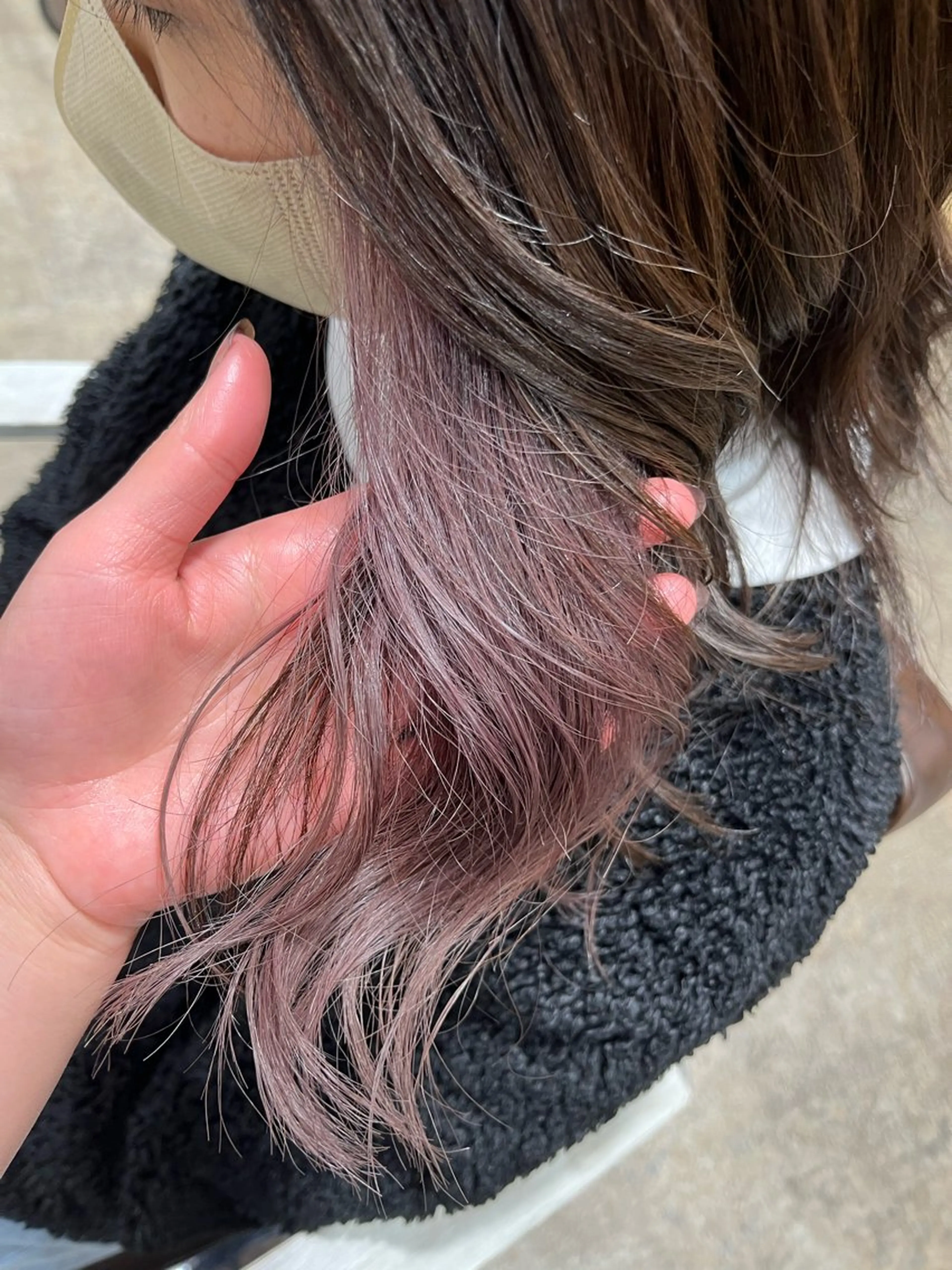 ミディアム カラー 高石 未唯のヘアスタイル