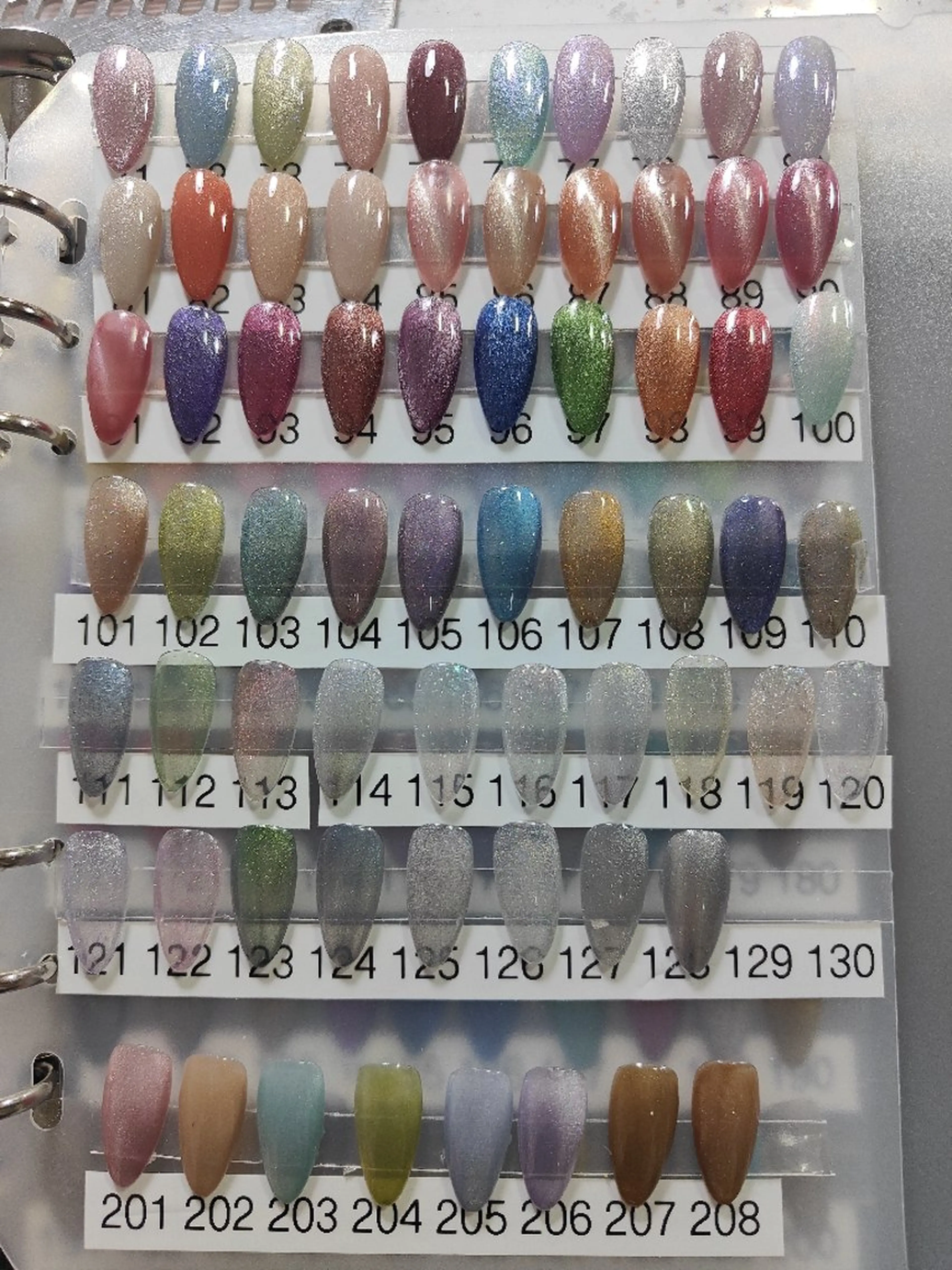 ネイル 清水 ユナのネイルデザイン