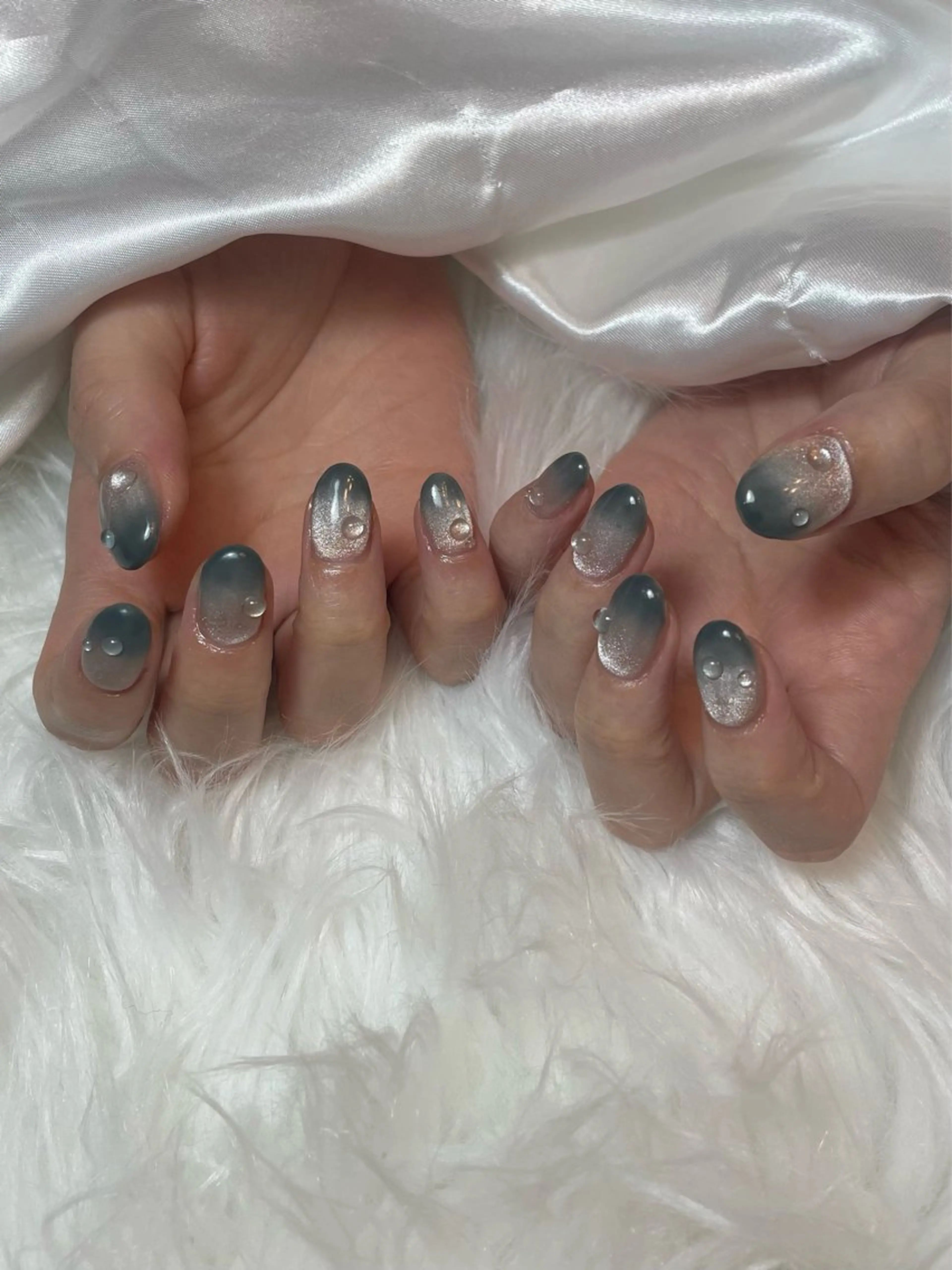 ネイル ブルー フレンチネイル キラキラネイル マグネットネイル シンプルネイル ハンドネイル timtam --sakiのネイルデザイン