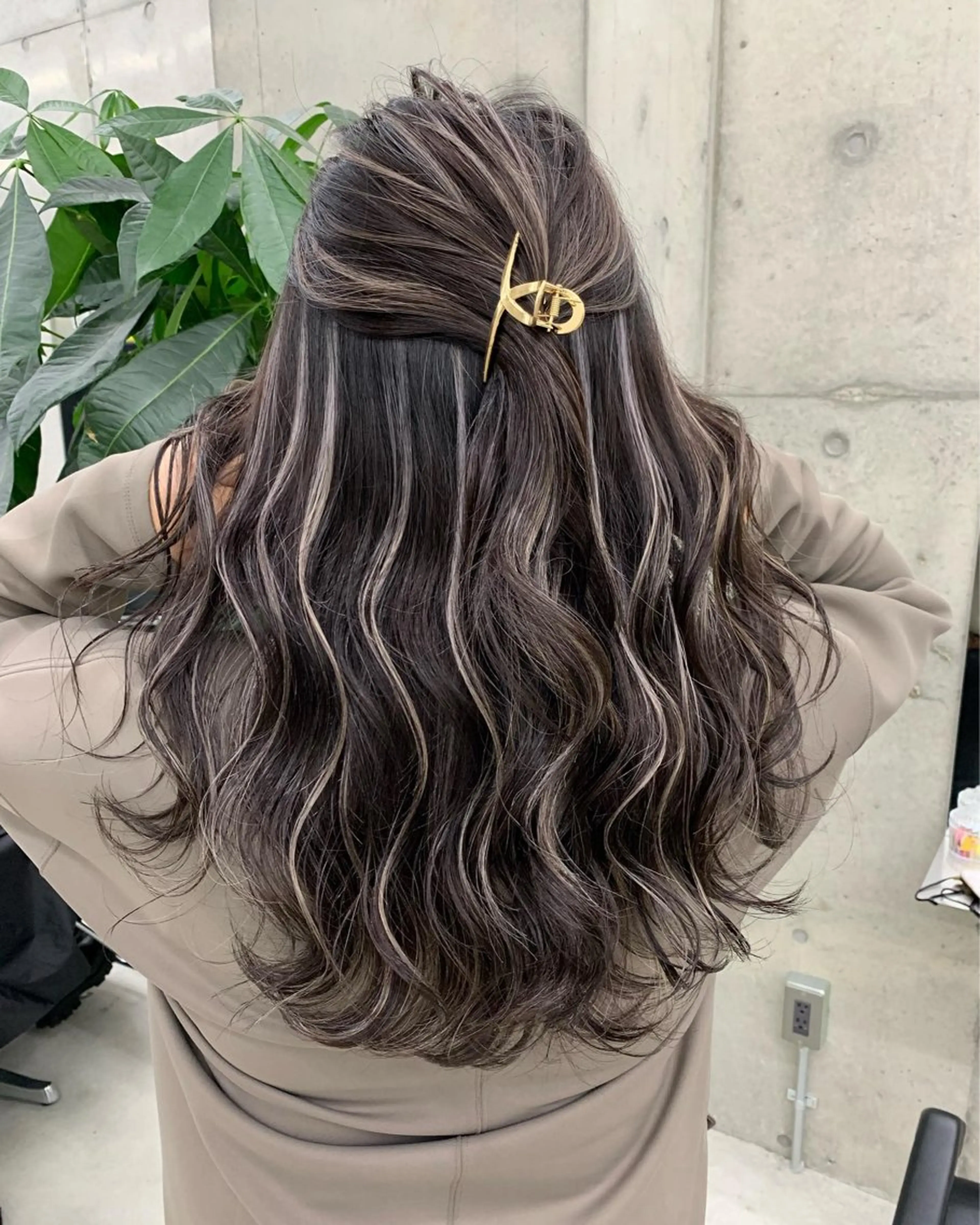 カラー ENGOL 名古屋栄所属・萩野下 かきのヘアスタイル