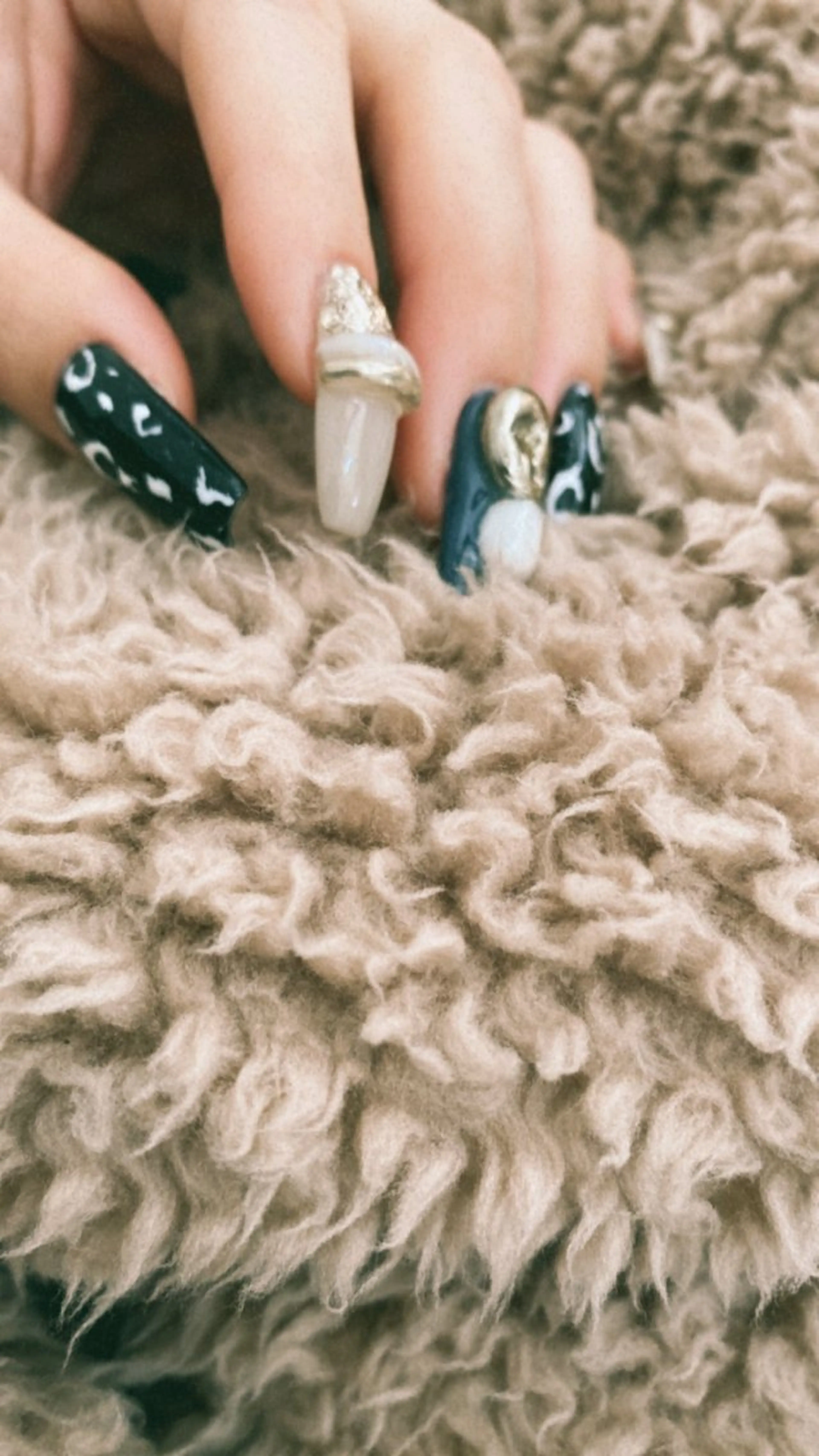 ネイル Prettiest nailのネイルデザイン