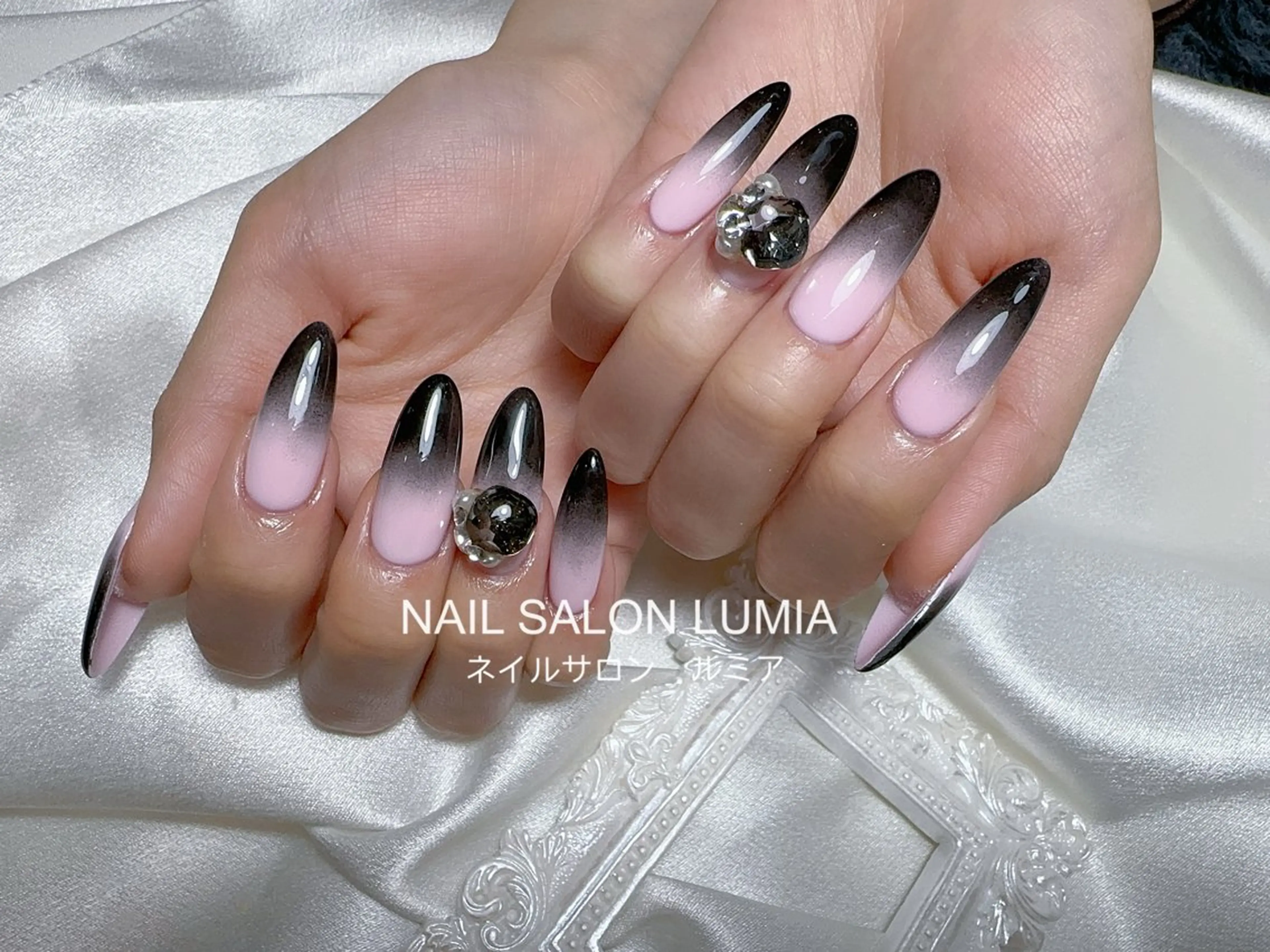ネイル ハンドネイル ネイルサロン ルミア Lumia 店長のネイルデザイン