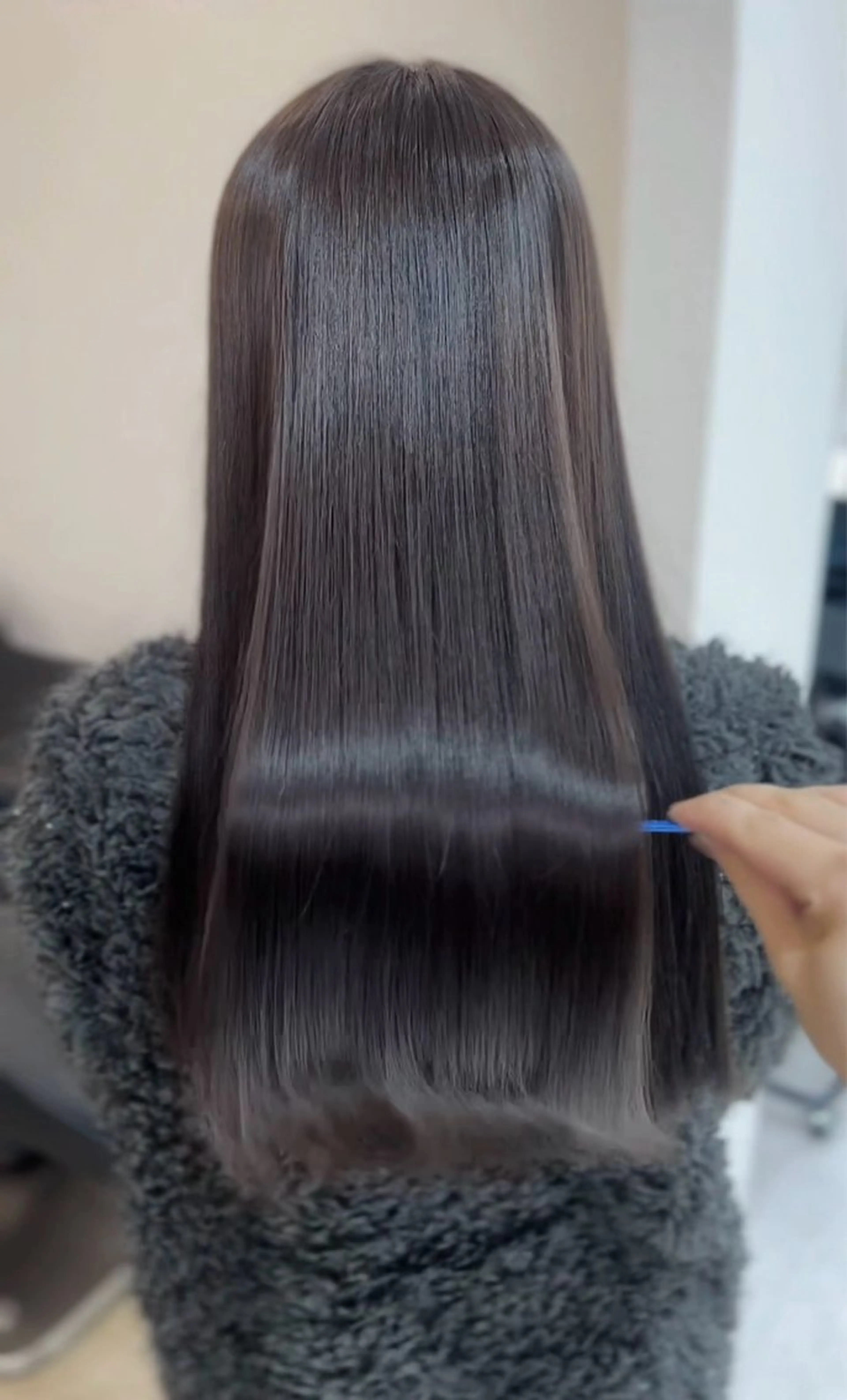 ロング 🩶レイヤー/艶髪/ 顔周り/韓国風/輝士のヘアスタイル