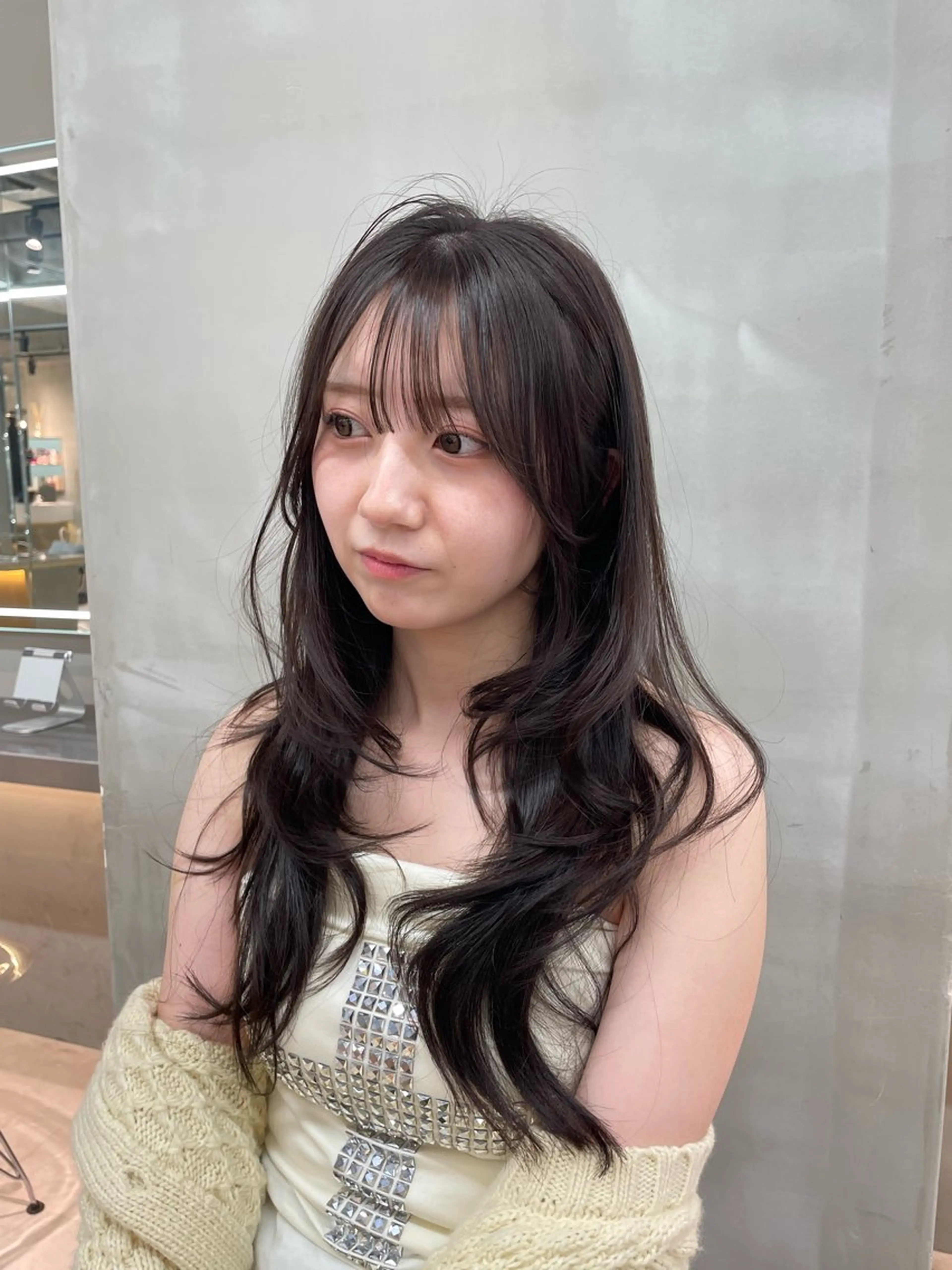 ロング 韓国ヘア/レイヤー Londエレンのヘアスタイル