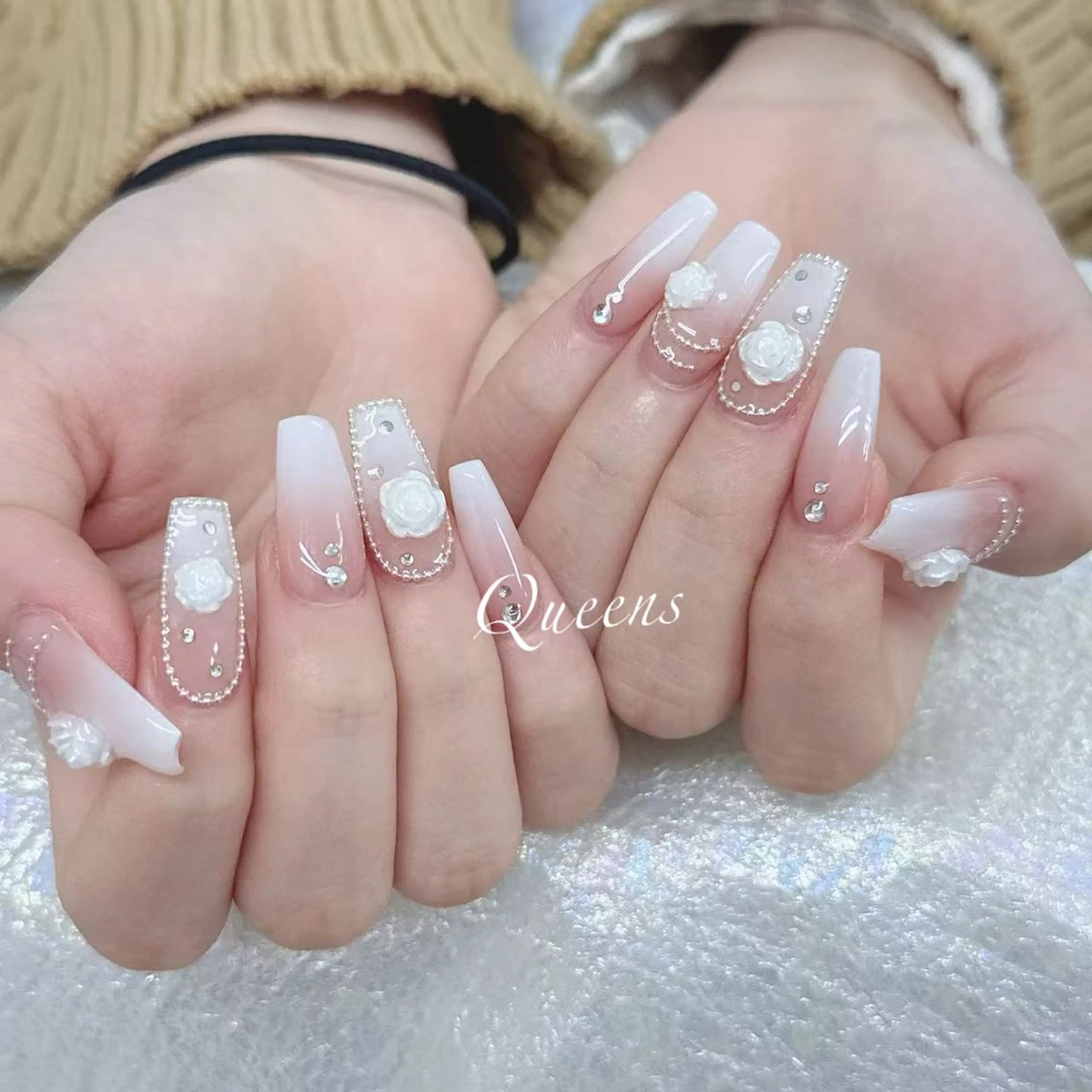 ネイル ハンドネイル Queens マオのネイルデザイン