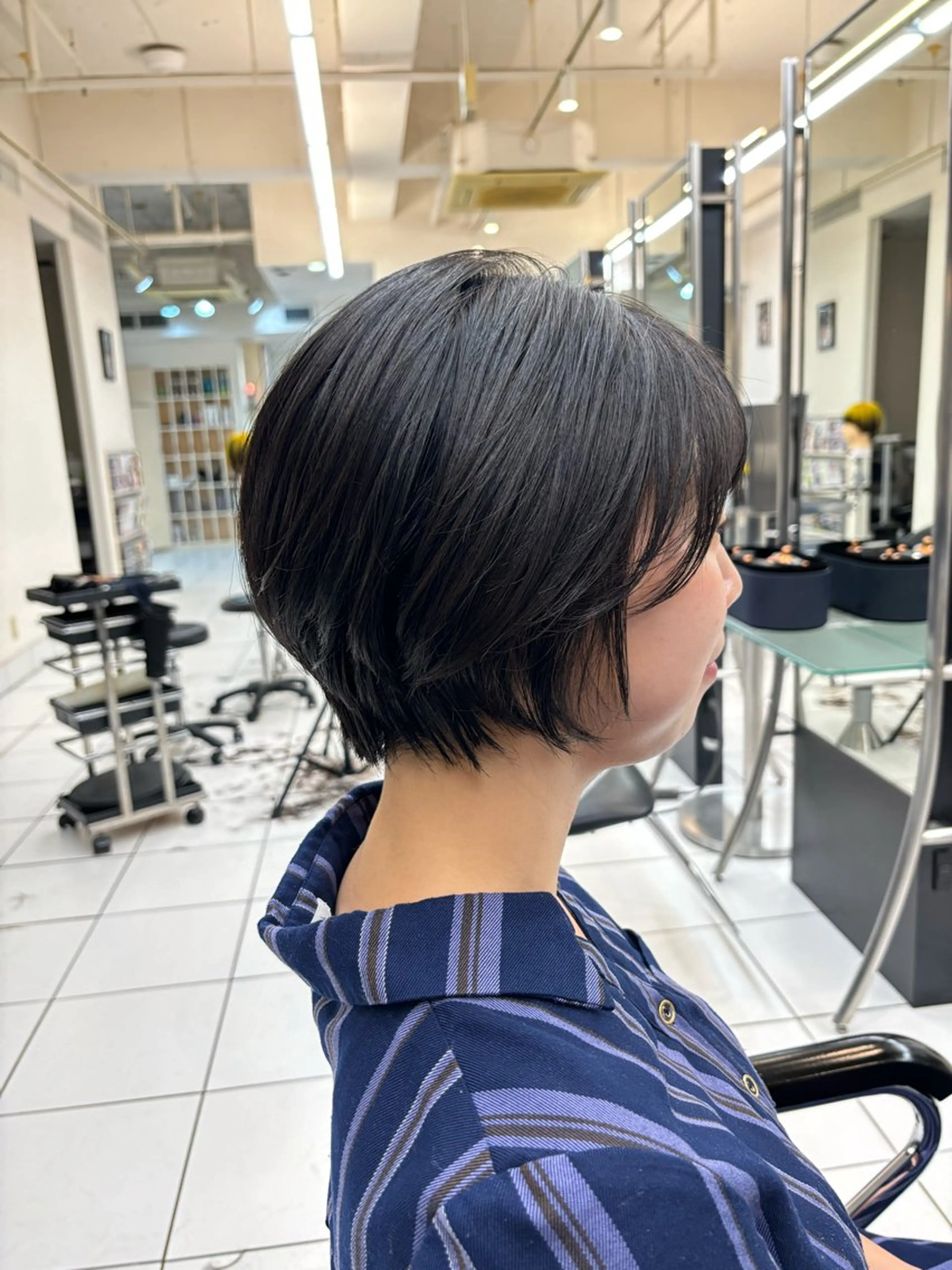 ショート 大山 真衣のヘアスタイル