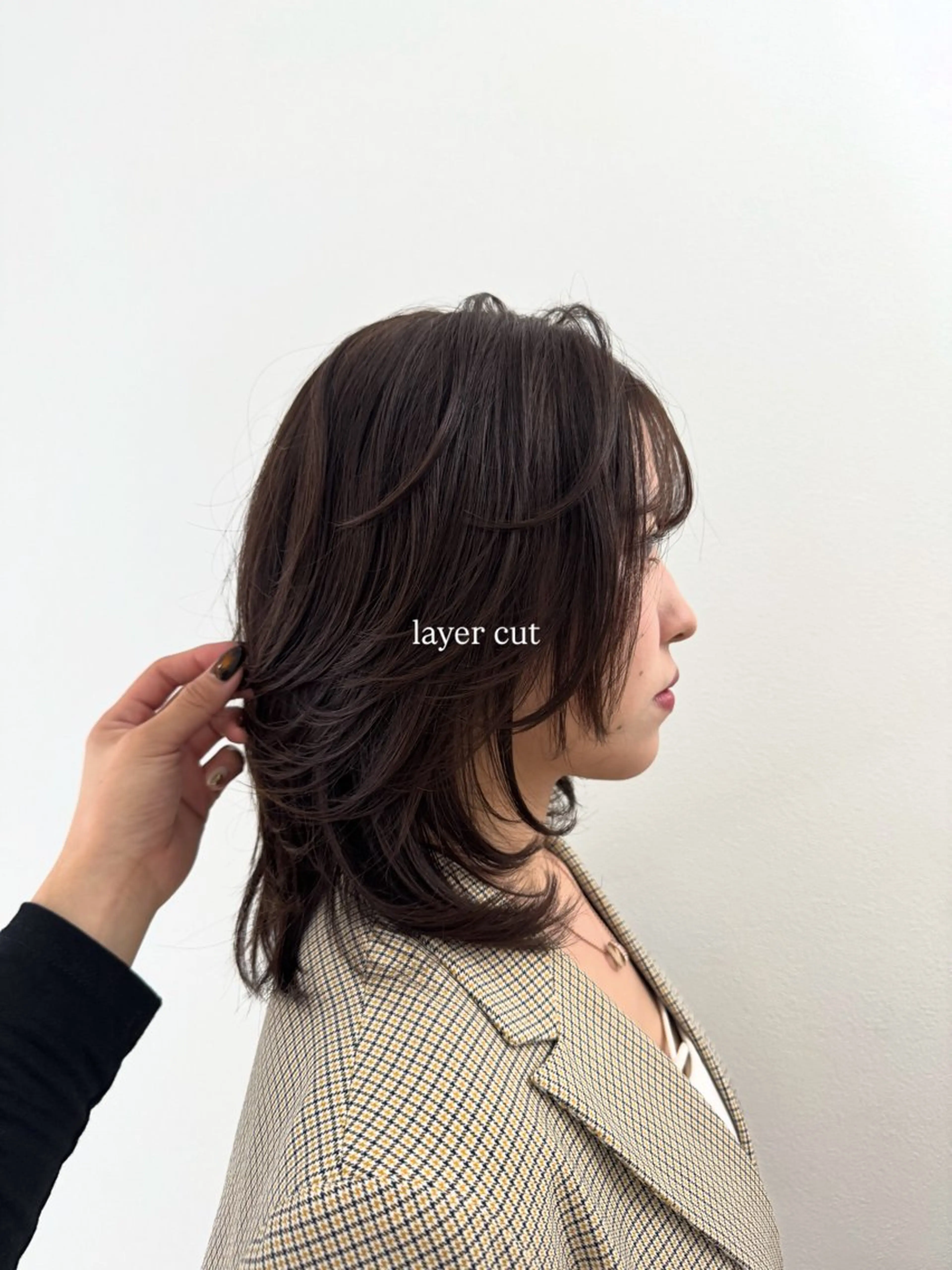 ミディアム レイヤーカット rina/無料 レイヤーカット/上野のヘアスタイル