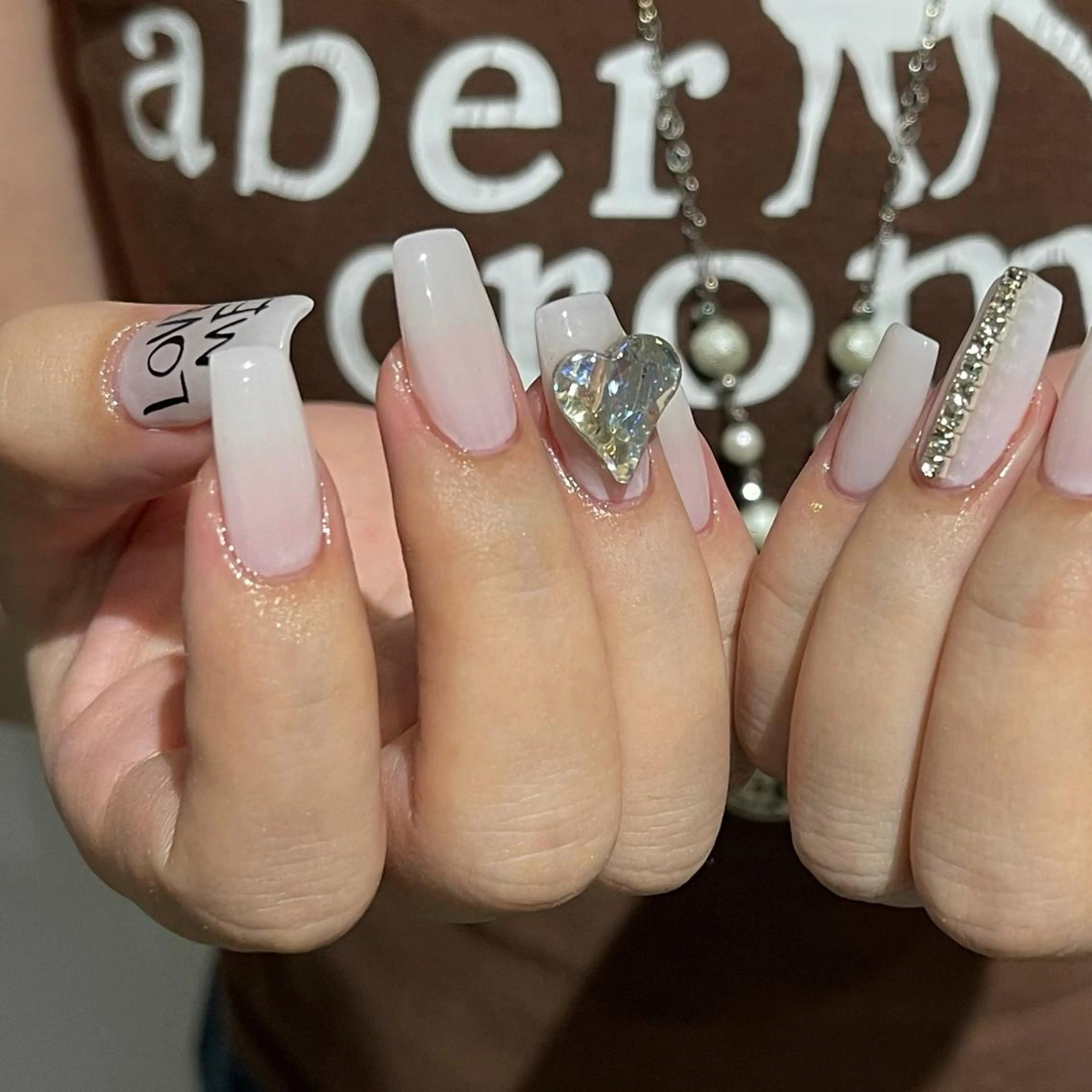 ネイル 8113 海外/y2k/韓国のネイルデザイン