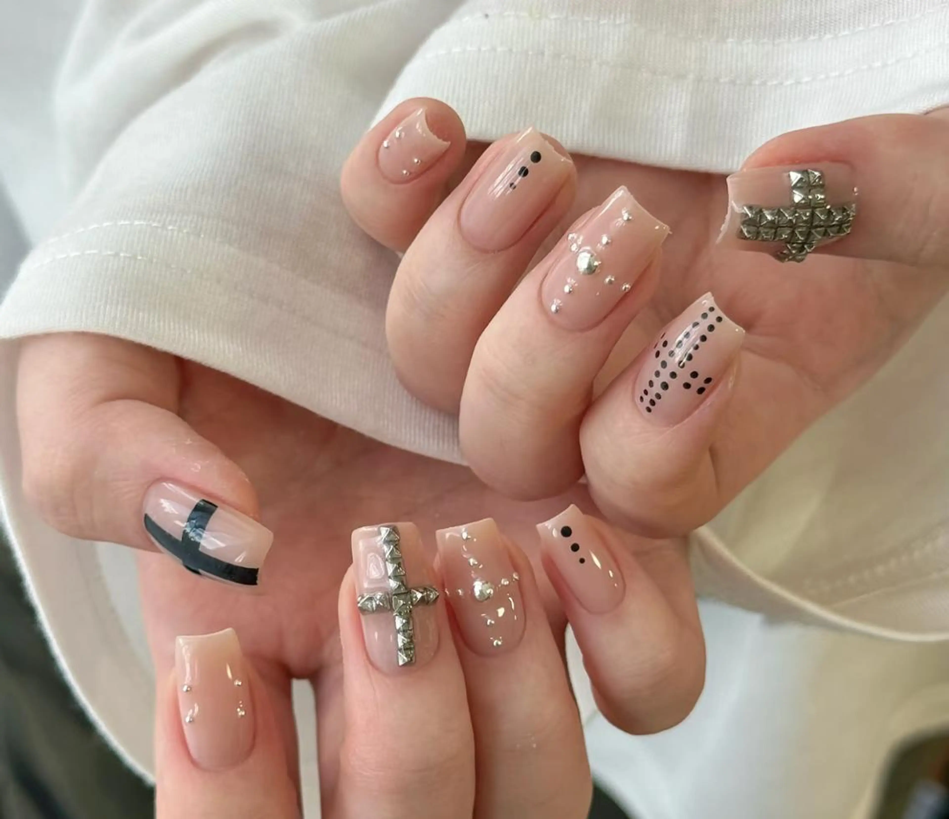 ネイル ハンドネイル 🎀 NaNa_nailのネイルデザイン