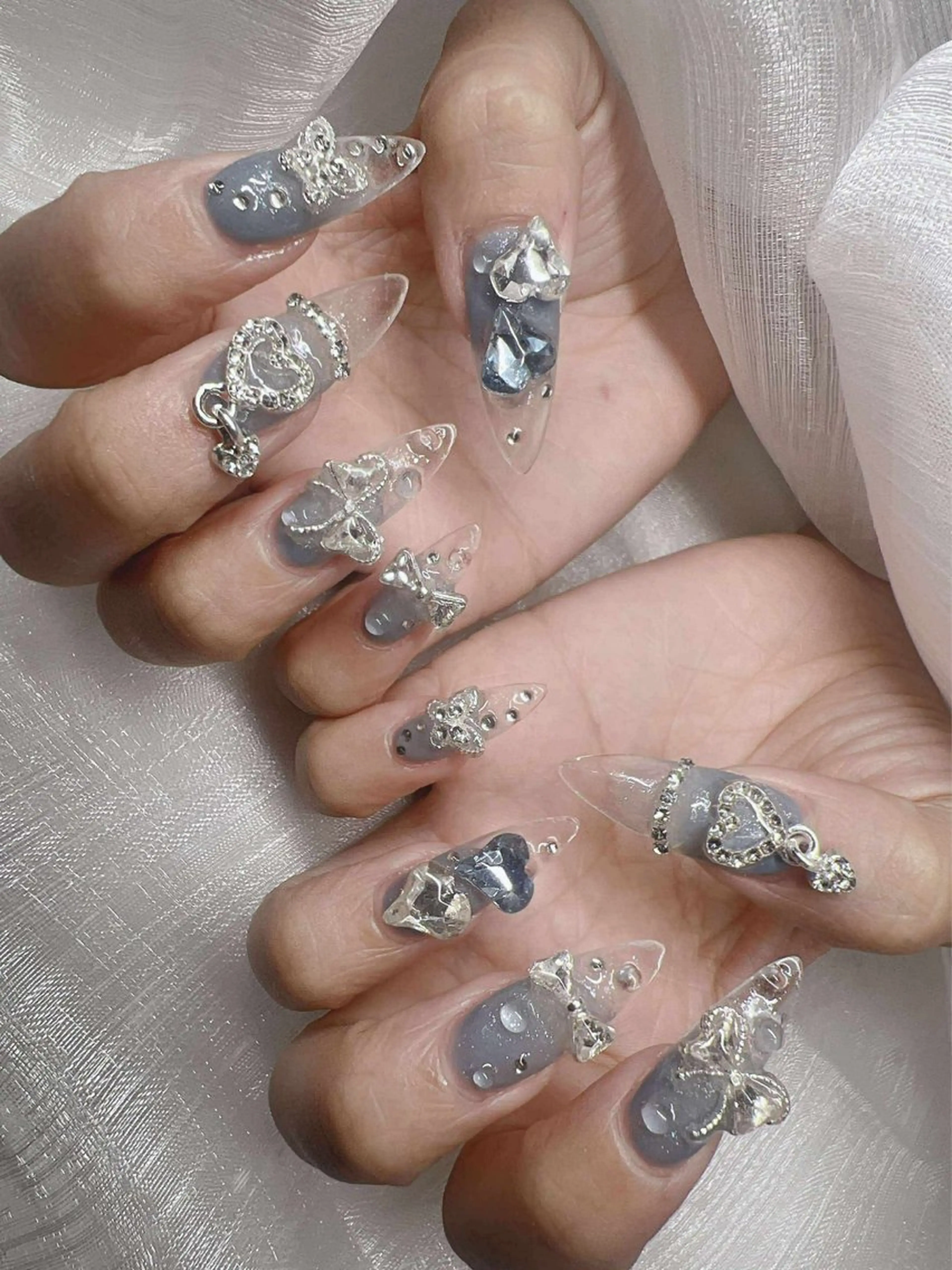 ネイル ハンドネイル Lee Nailsのネイルデザイン