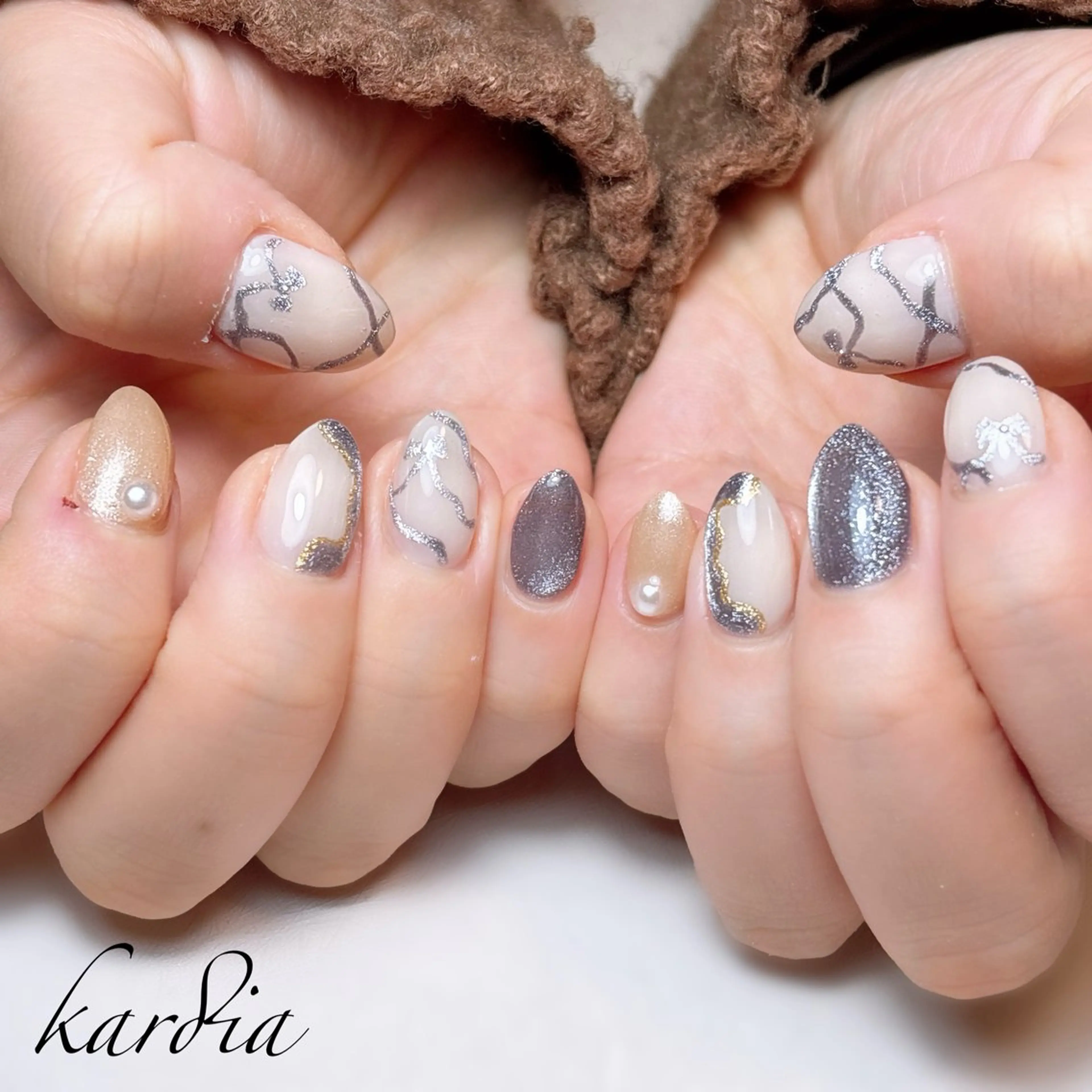 ネイル ハンドネイル καρδιά -ｶﾙﾃﾞｨｱ-のネイルデザイン